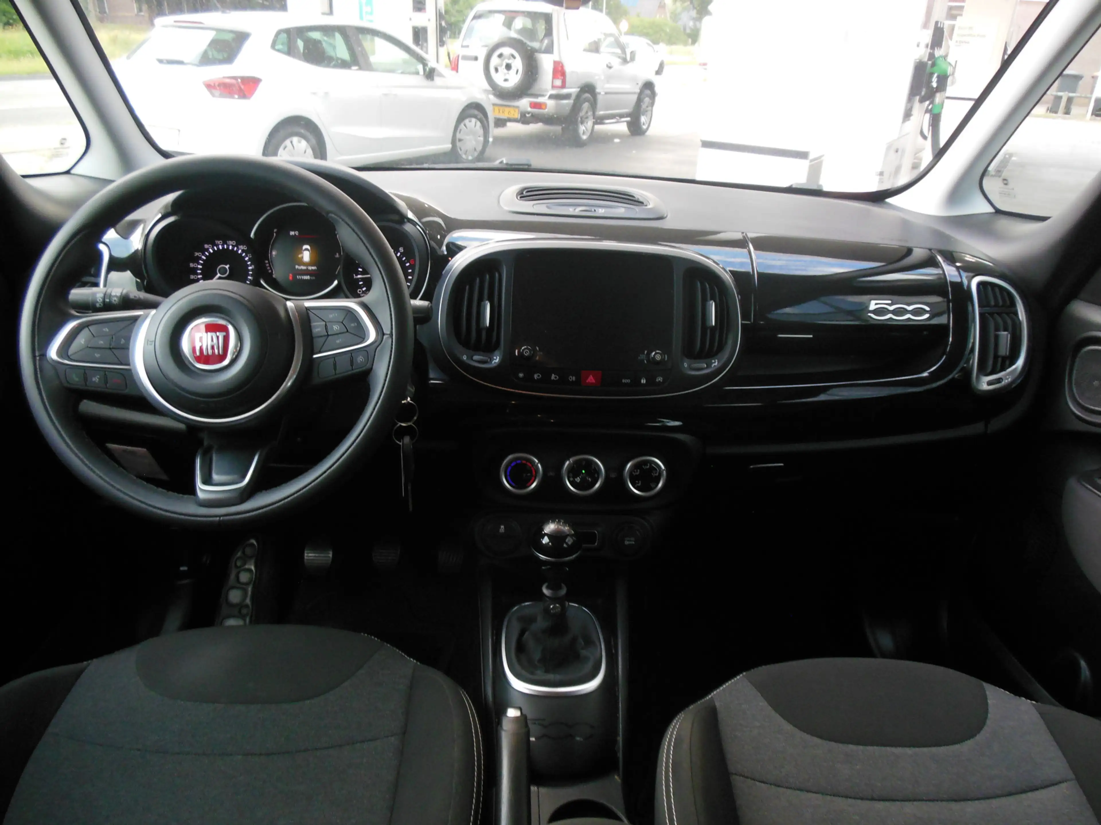 Fiat 500L 0.9 TwinAir CityCross Staat in De Krim — photo 12