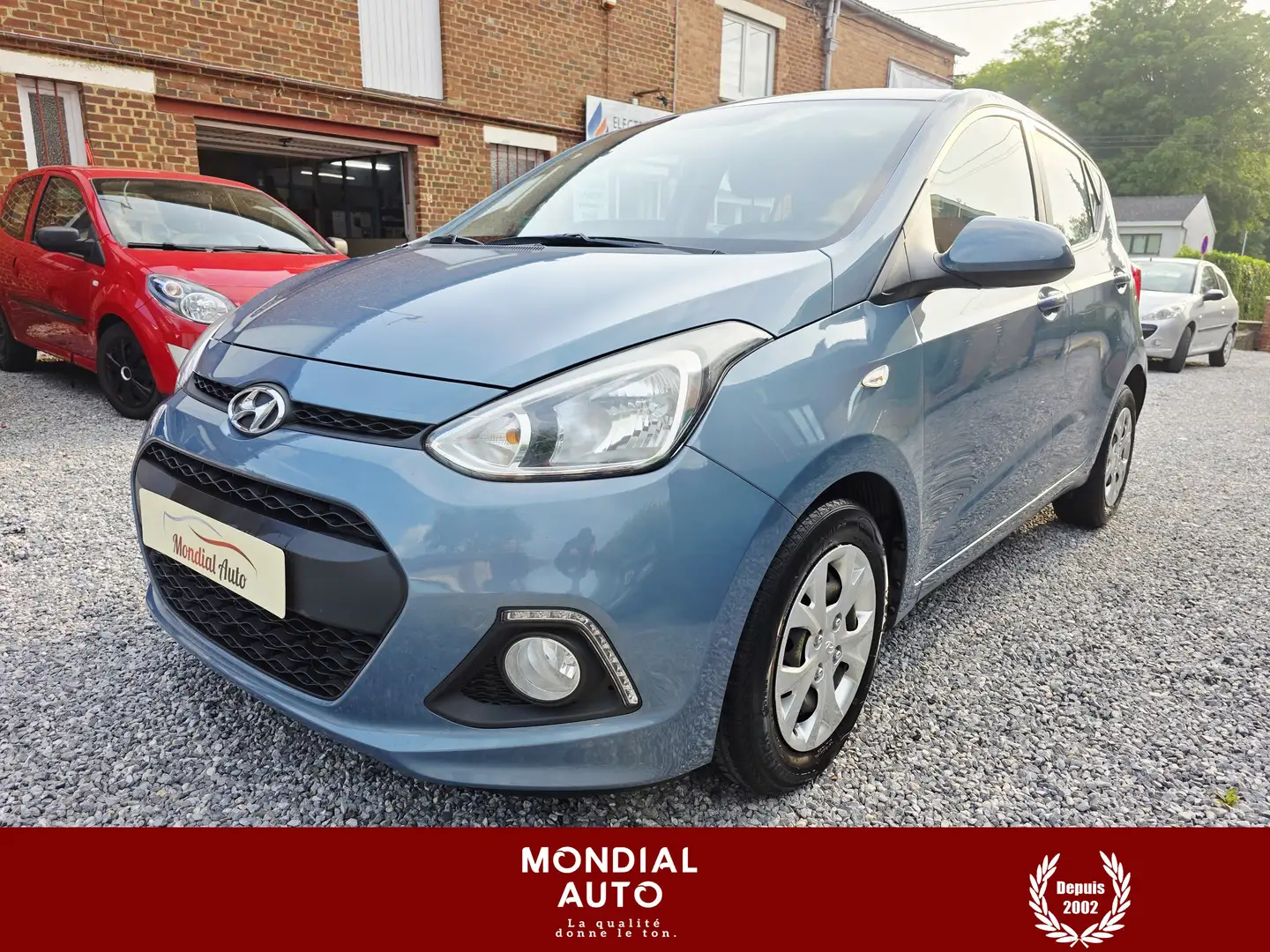 Hyundai i10 1.2i Luxury Launch Edition Blauw - 1