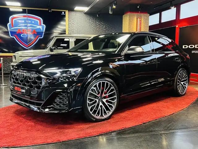 Audi SQ8 4.0 TFSI PANO MATRIX RAUTE HUD B&O 360°