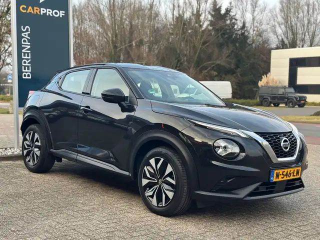 Nissan Juke view 3