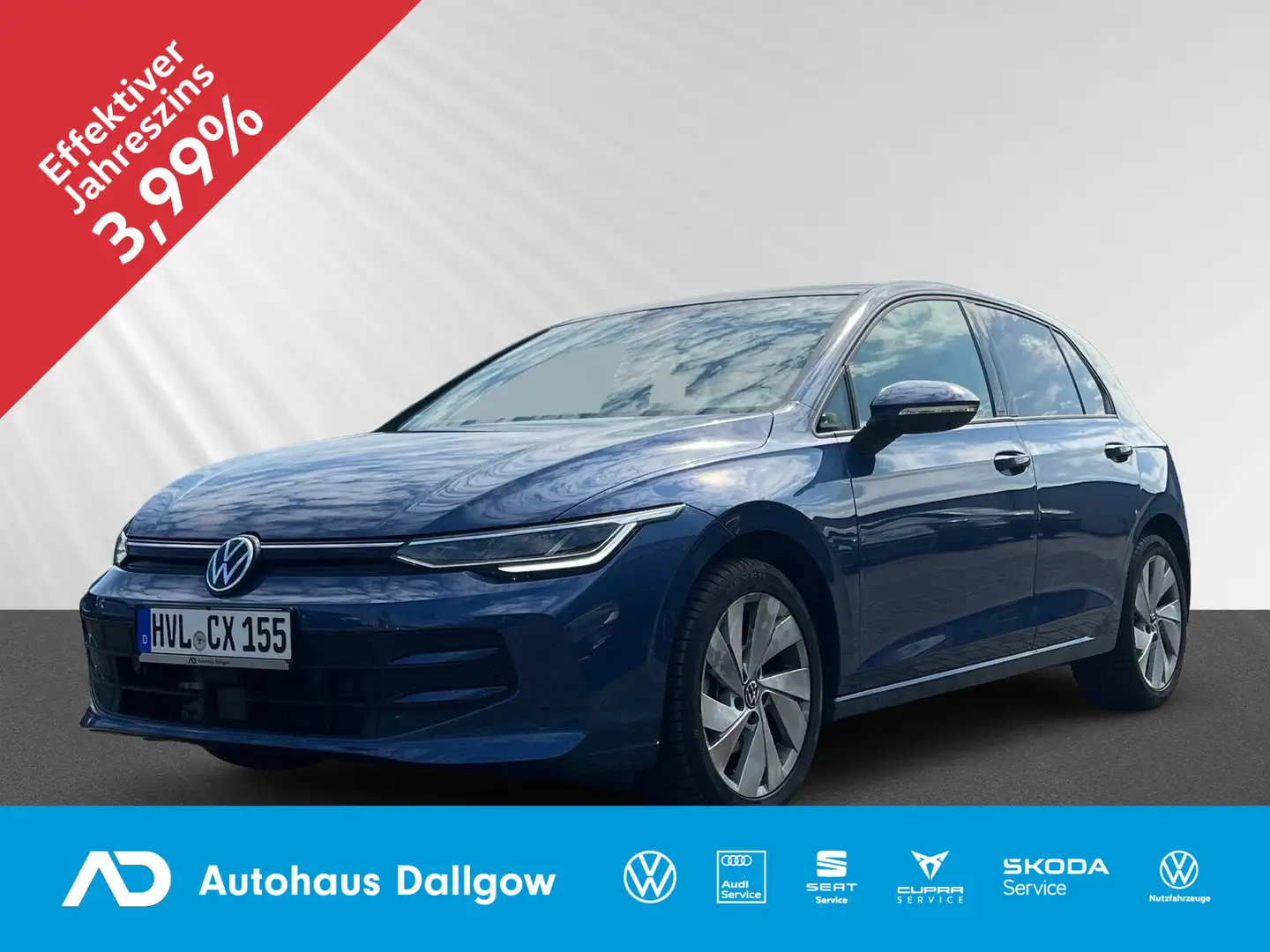 Volkswagen Golf VIII 1.5 eTSI Goal AHKklap+LEDmatr+RFK+WiRä Blau - 1