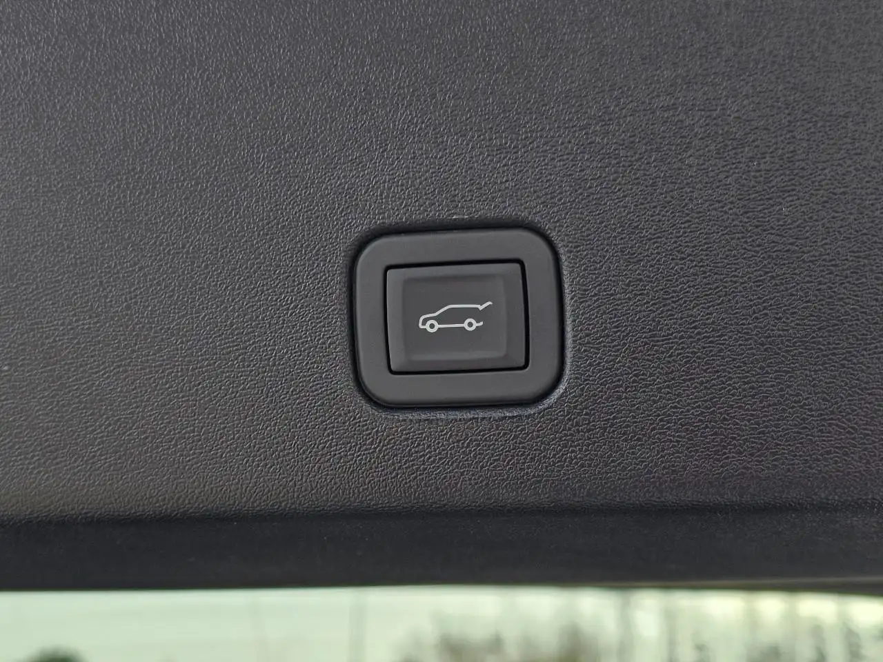 Cadillac Optiq снимка Cadillac Optiq