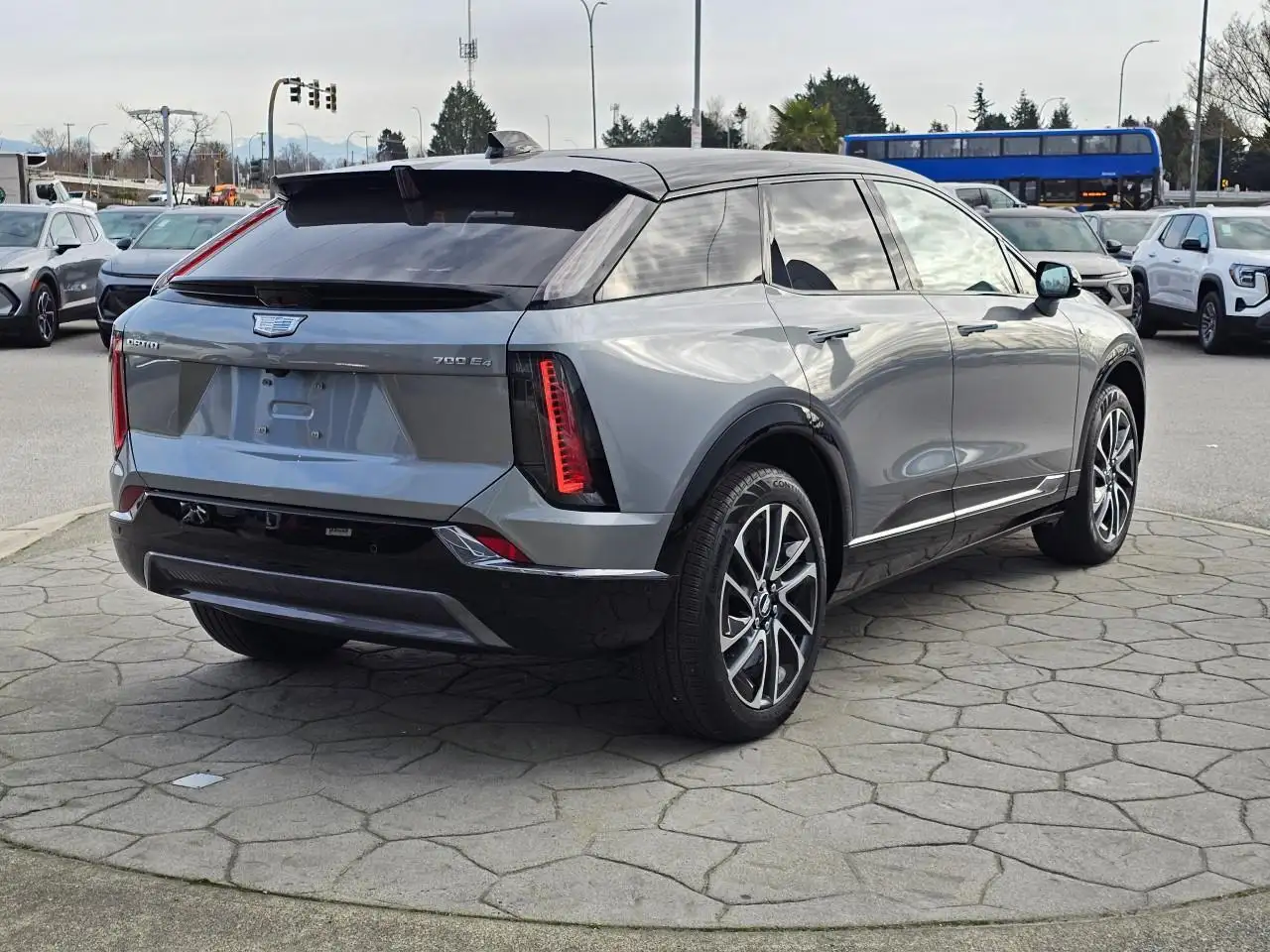 Cadillac Optiq снимка Cadillac Optiq