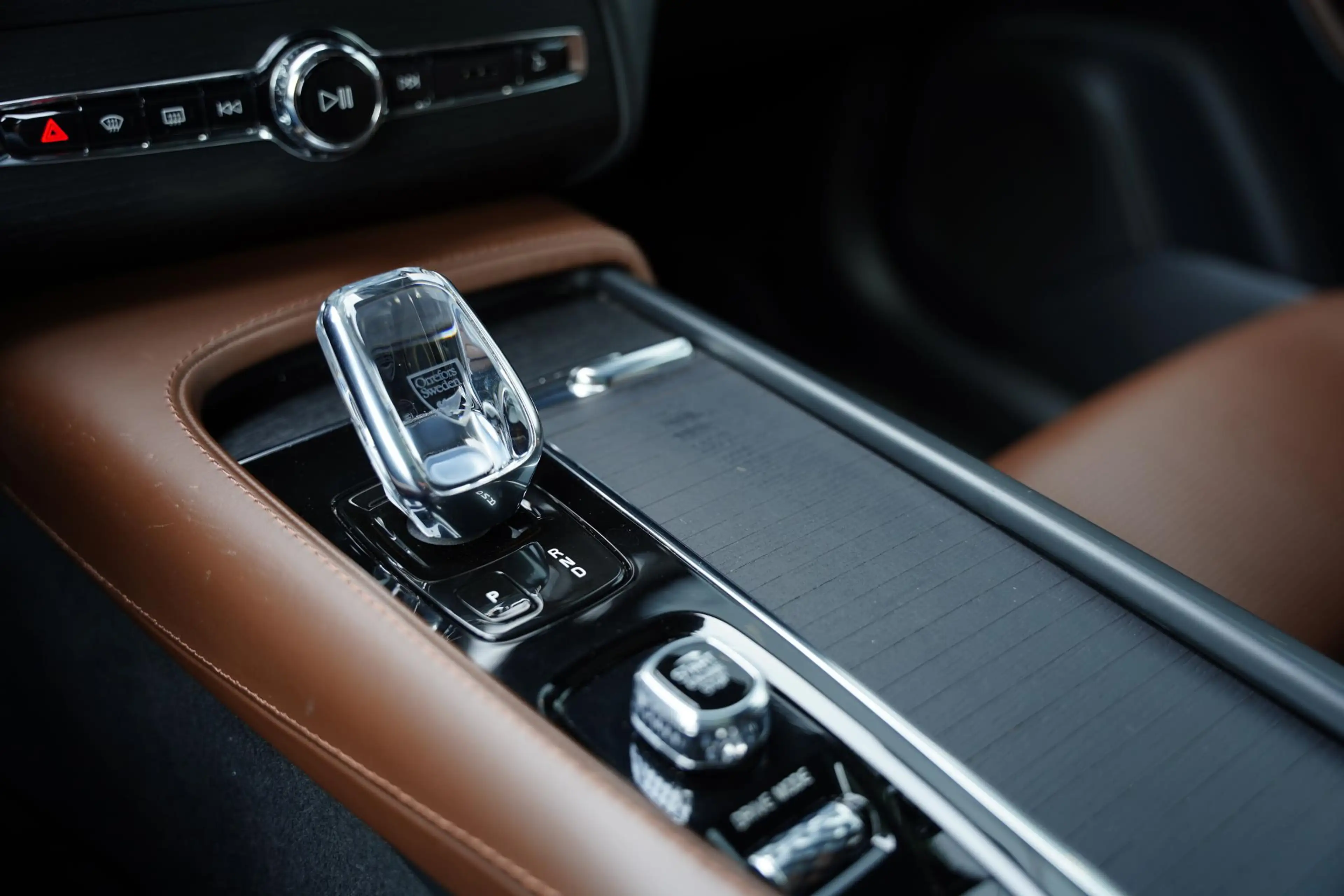 Volvo XC90 2.0 T8 Twin Engine AWD Inscription / Polestar / Bo — photo 18