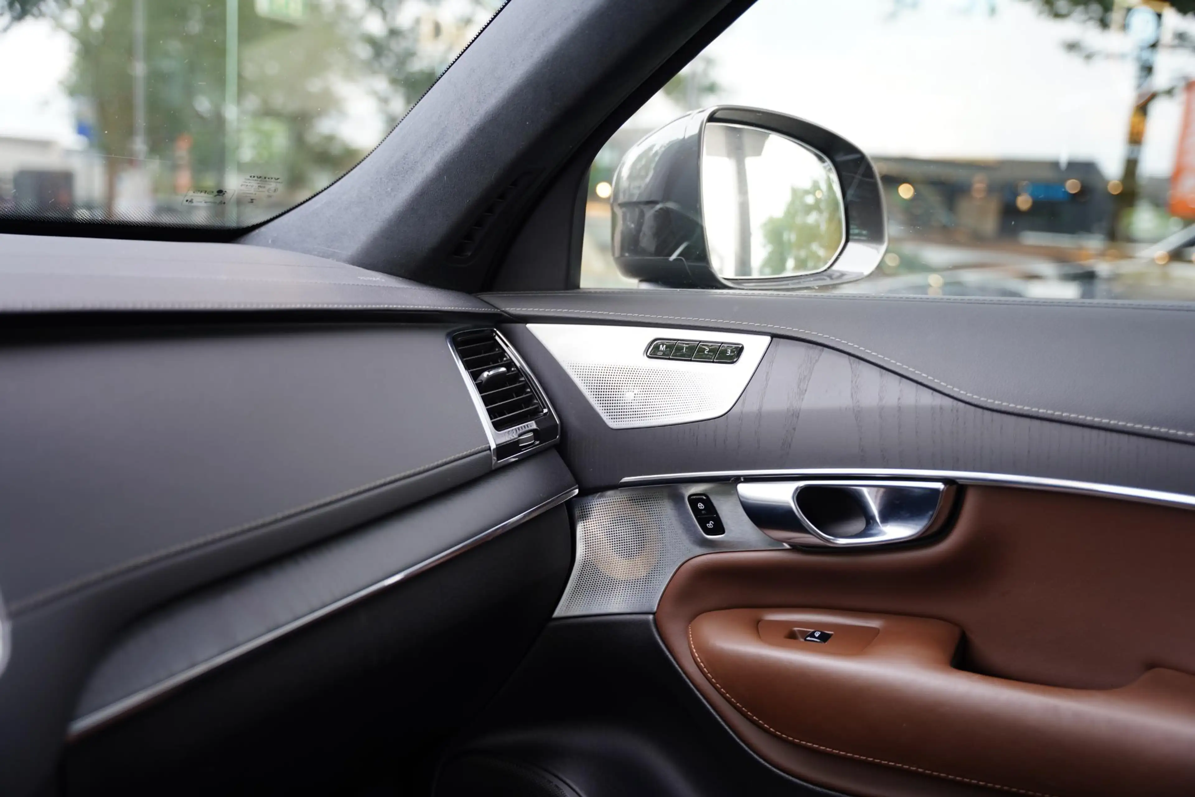 Volvo XC90 2.0 T8 Twin Engine AWD Inscription / Polestar / Bo — photo 19