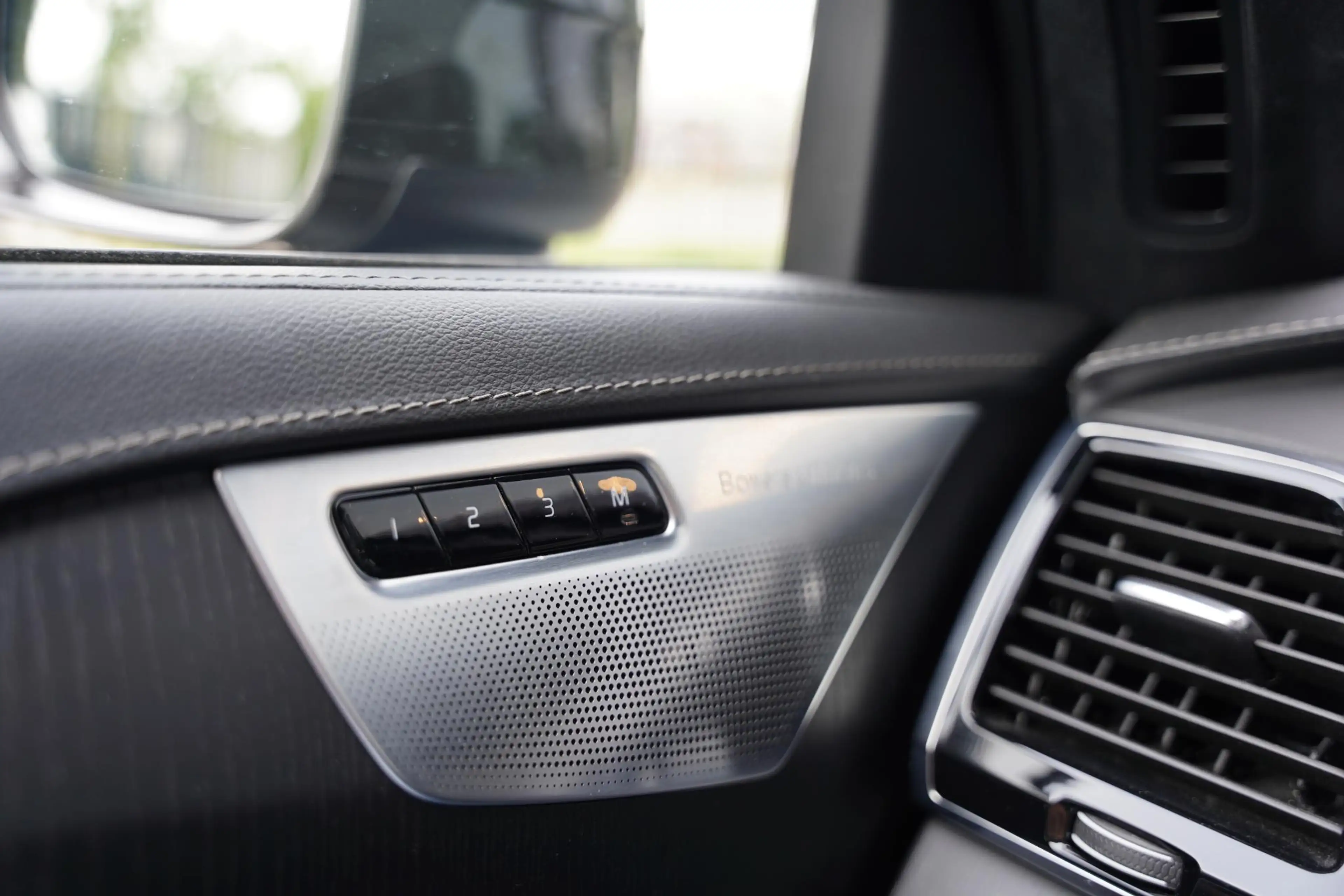 Volvo XC90 2.0 T8 Twin Engine AWD Inscription / Polestar / Bo — photo 21