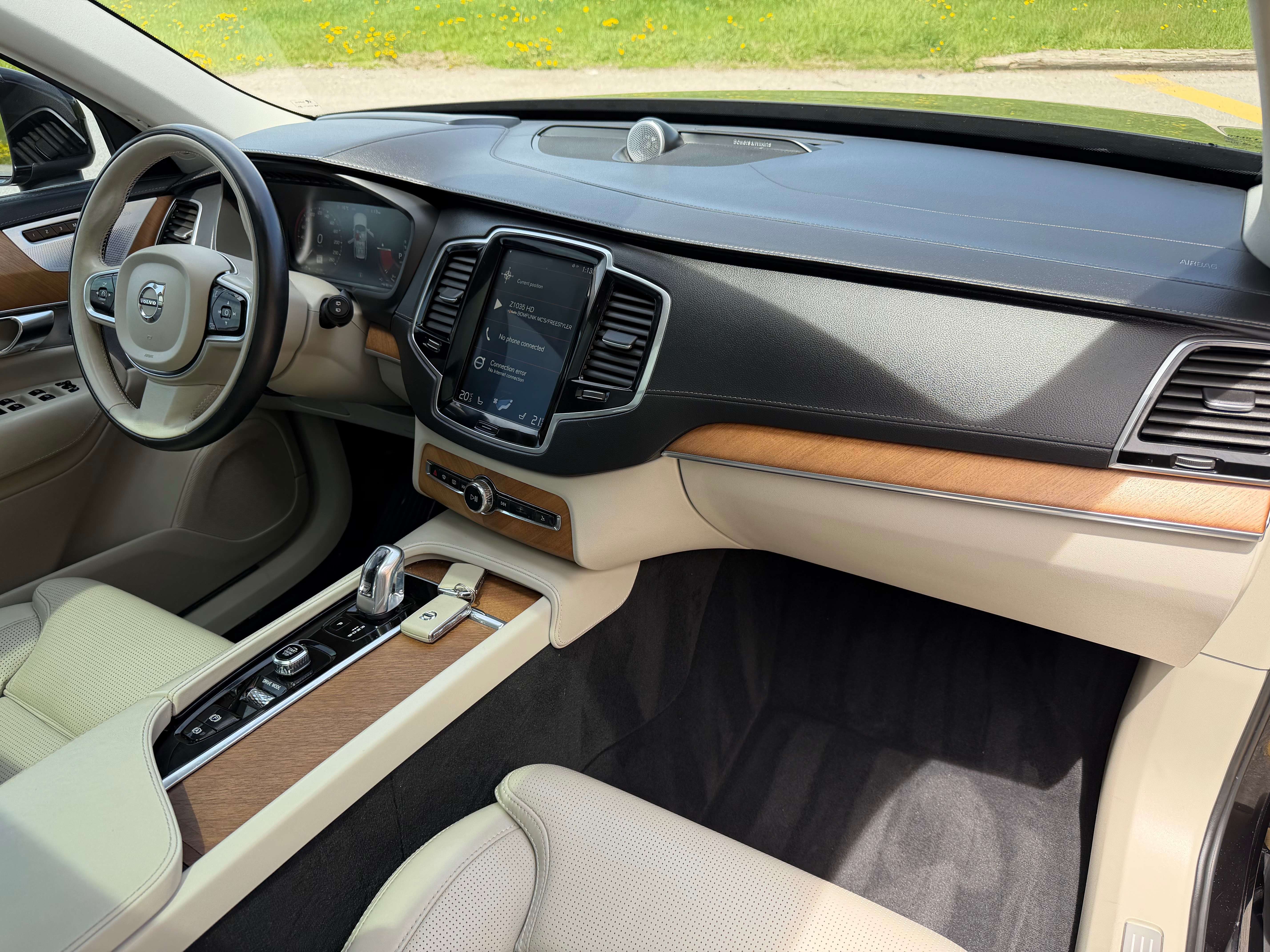 2019 Volvo XC90 T8 eAWD Plug-In Hybrid Inscription Clean Carfax thumb 20