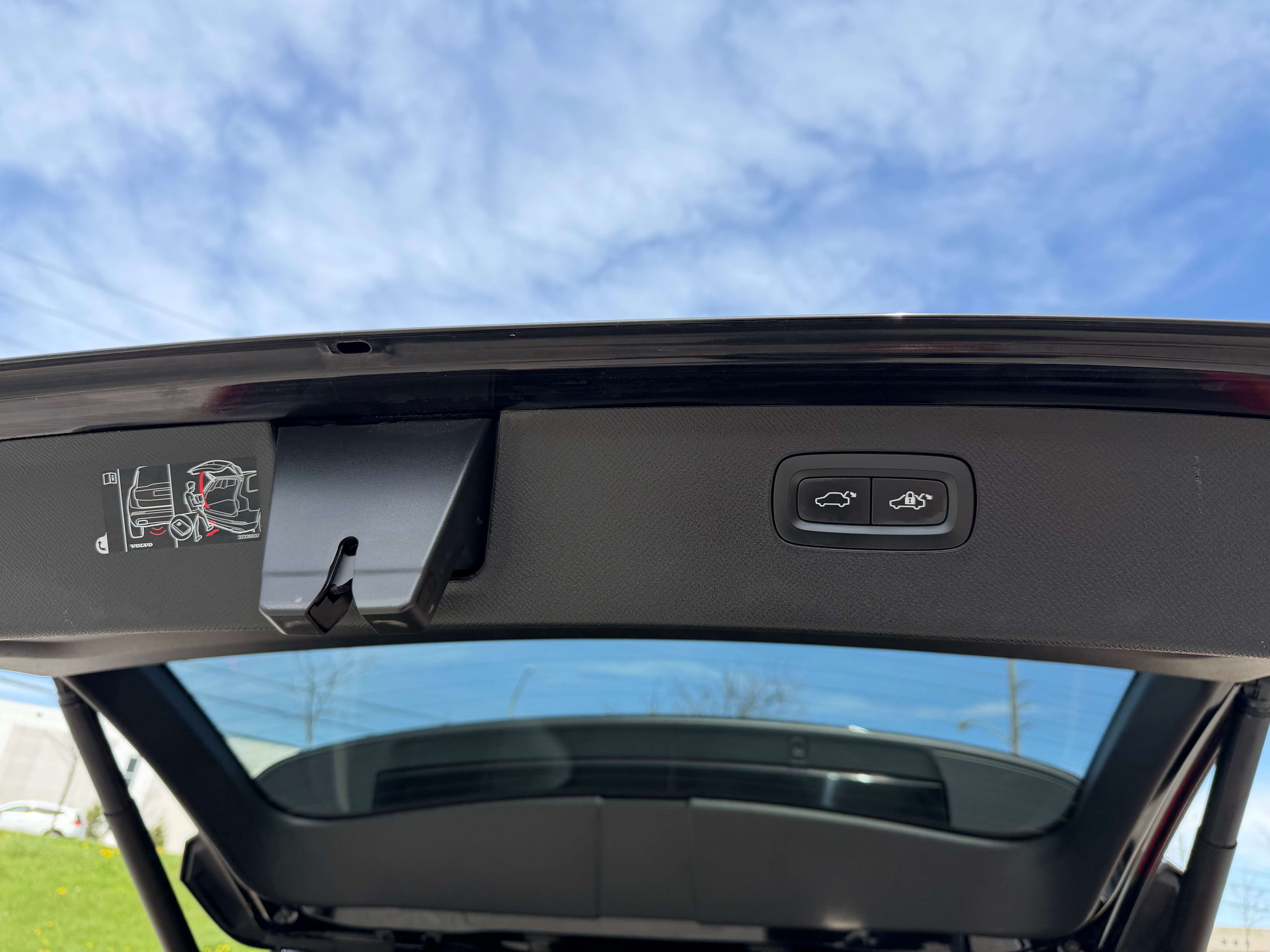 2019 Volvo XC90 T8 eAWD Plug-In Hybrid Inscription Clean Carfax thumb 17