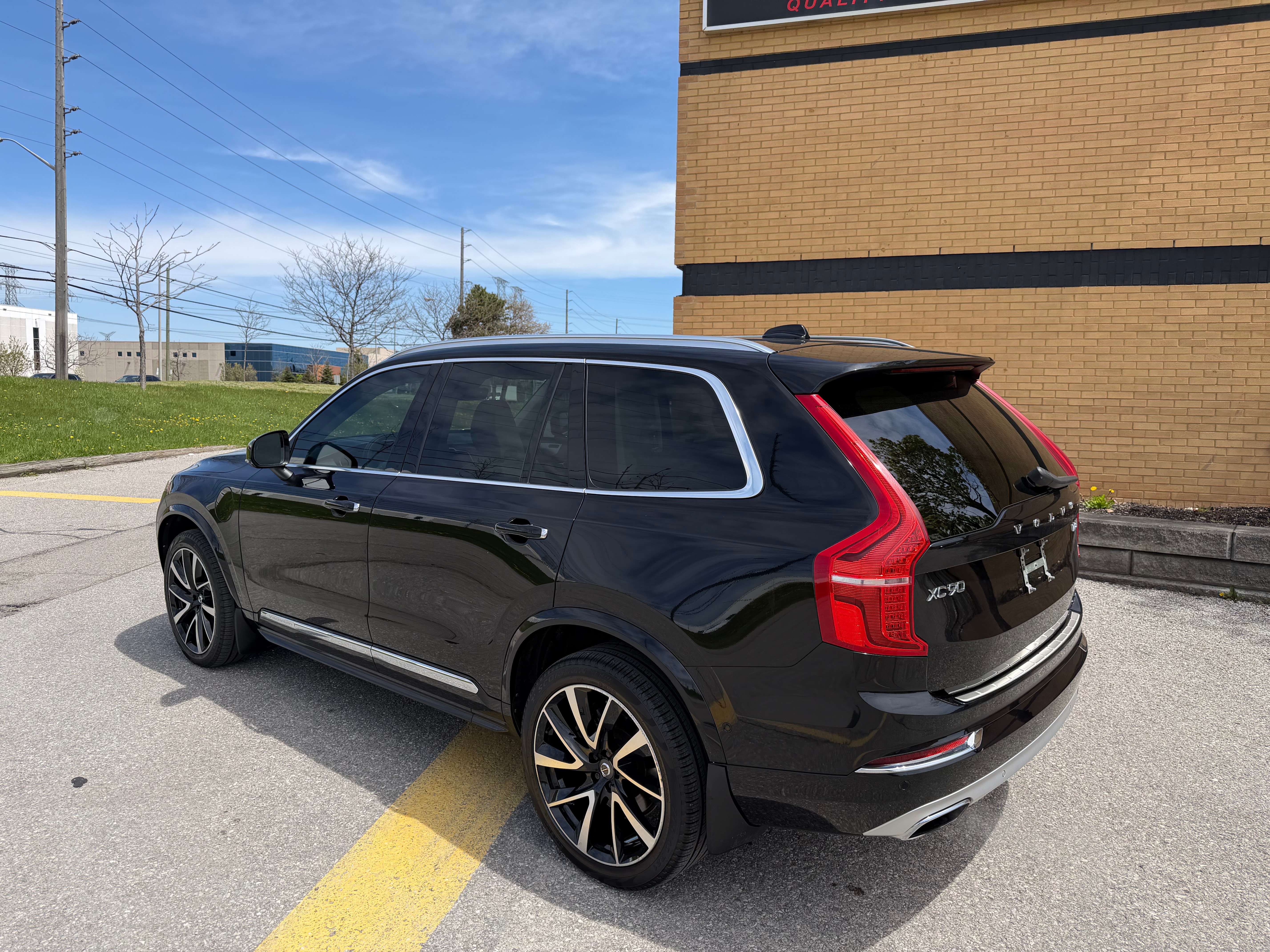 2019 Volvo XC90 T8 eAWD Plug-In Hybrid Inscription Clean Carfax thumb 7