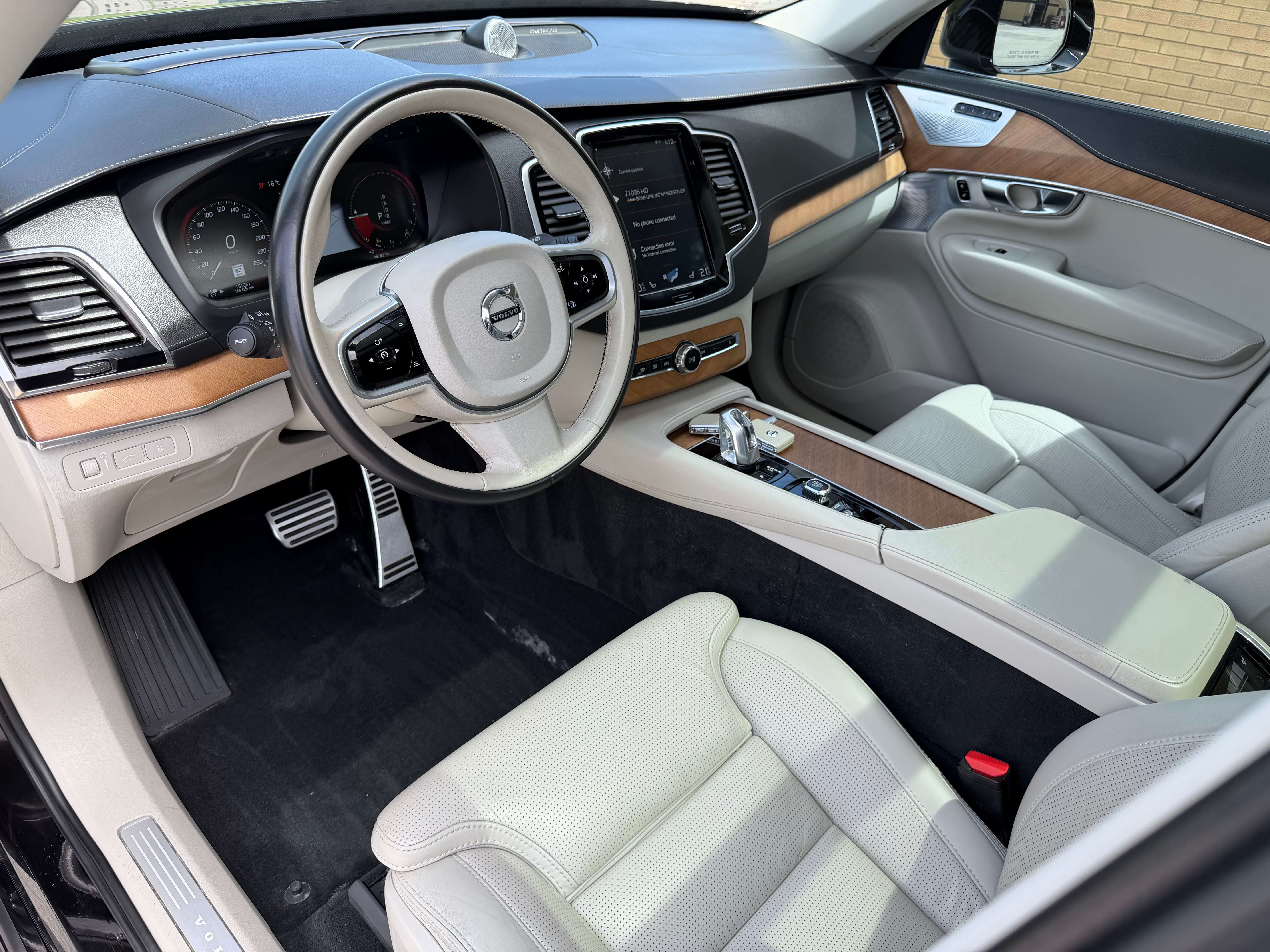 2019 Volvo XC90 T8 eAWD Plug-In Hybrid Inscription Clean Carfax thumb 12