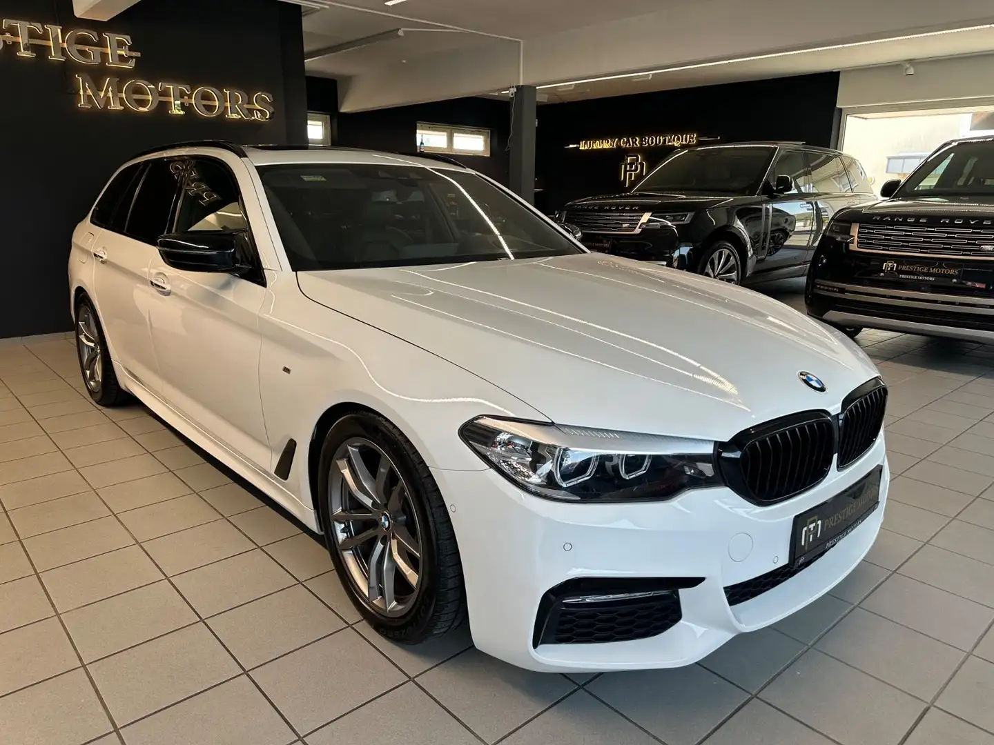 BMW 520 d xDrive M Sport PANORAMA Blanc - 2