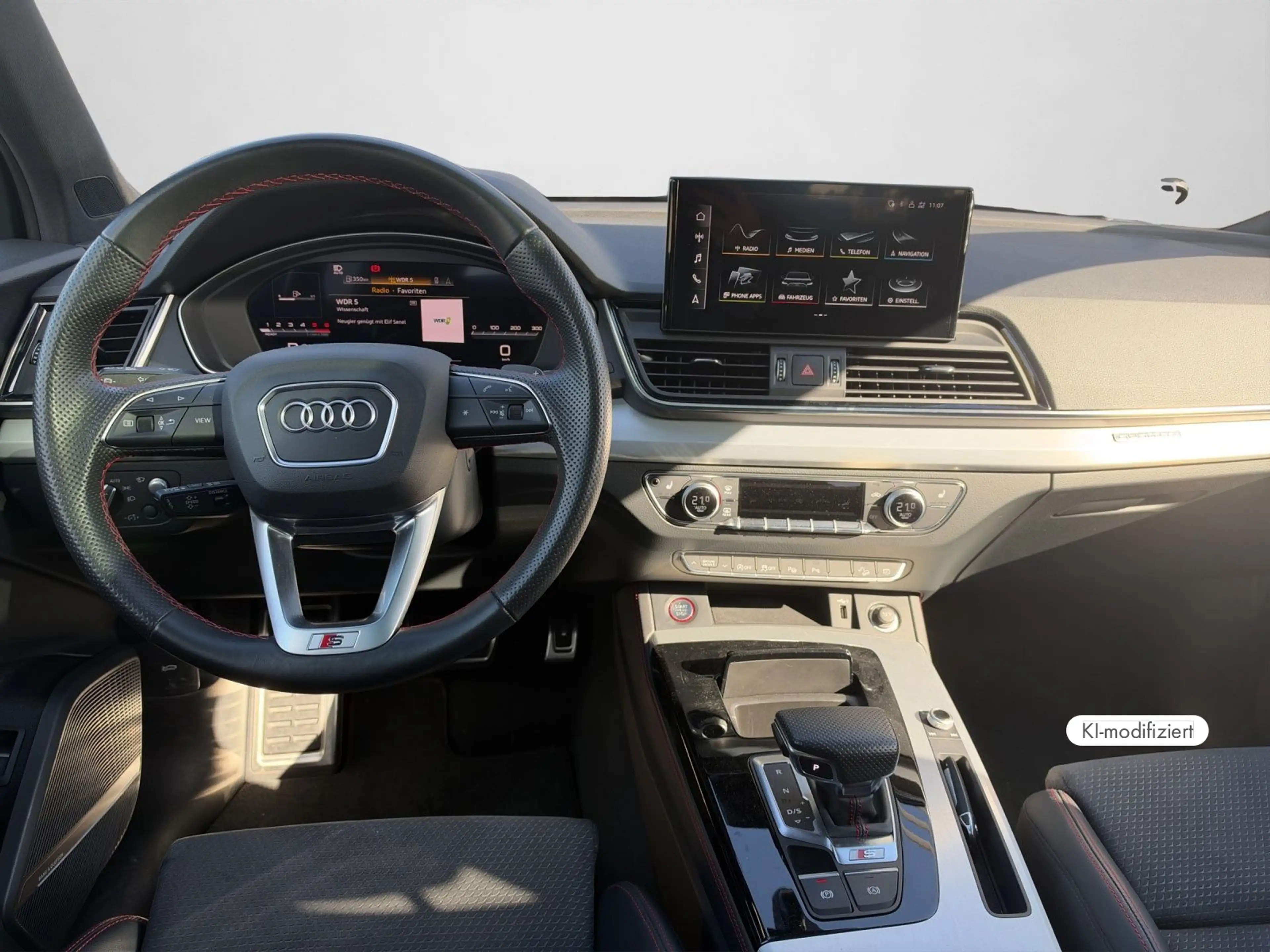Audi SQ5 TDI tiptronic PANO MATRIX AHK HUD NAVI SHZ — photo 3