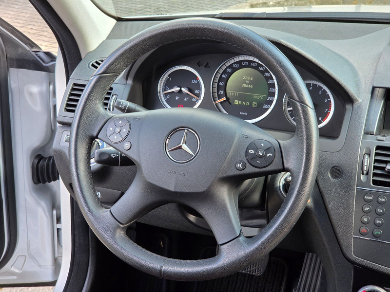 Mercedes-Benz C 200 Kompressor 1.HD GARAGENWAGEN RENTNER — photo 13
