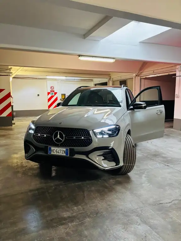 Mercedes-Benz GLE 300 2026 из Европы — купить под ключ