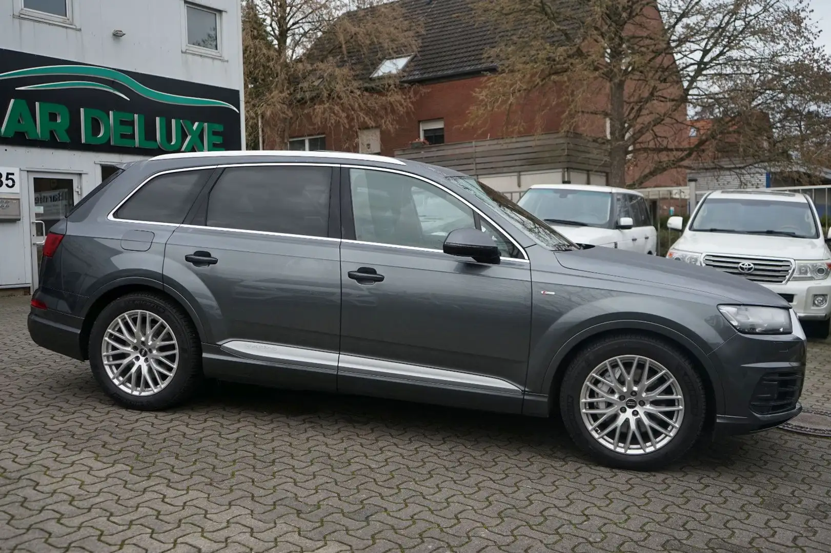 Audi Q7 3.0 TDI quattro S-LINE*PANO*7SITZ*ACC*2xKLIMA Grau - 2