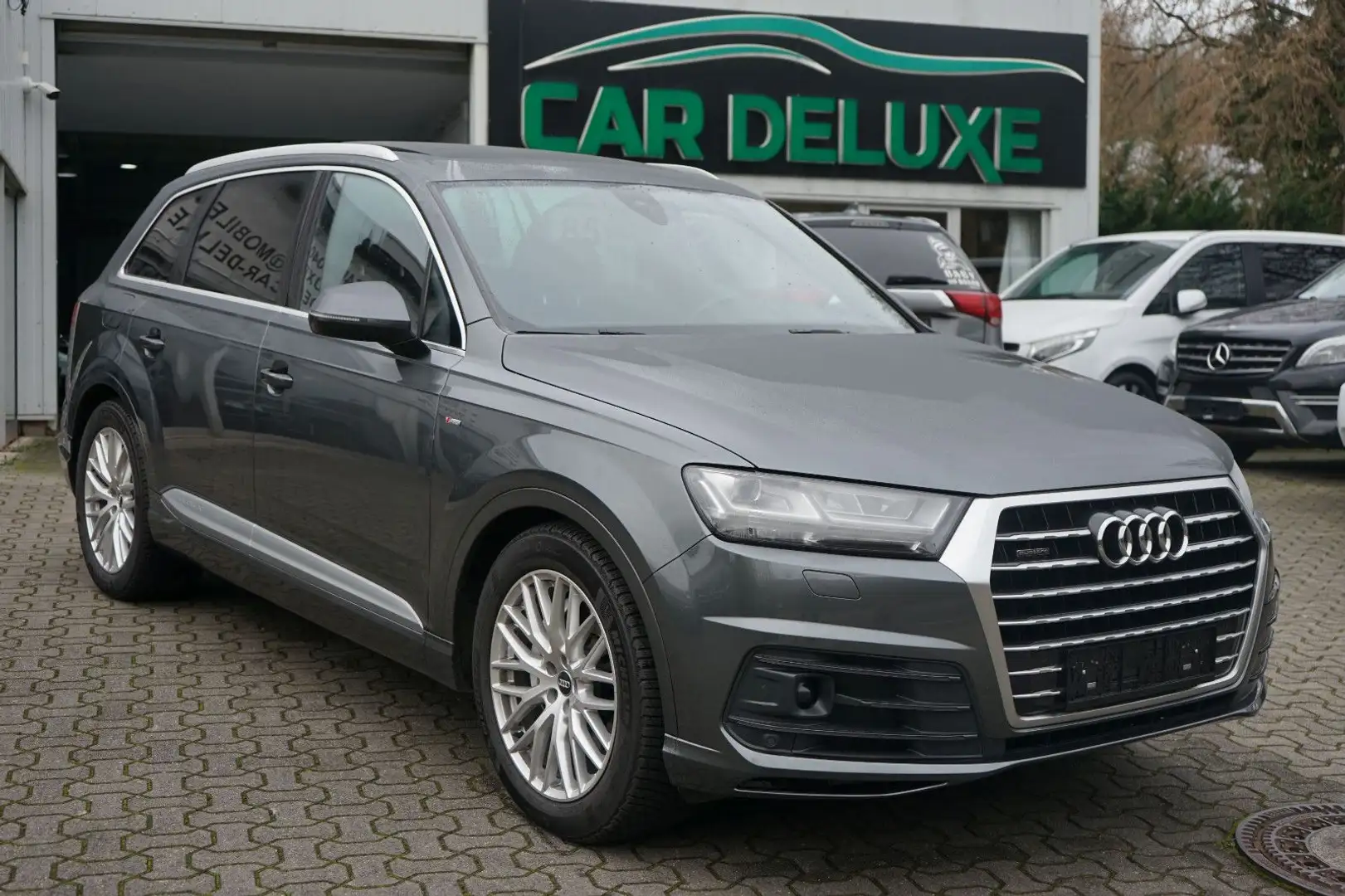 Audi Q7 3.0 TDI quattro S-LINE*PANO*7SITZ*ACC*2xKLIMA Grau - 1