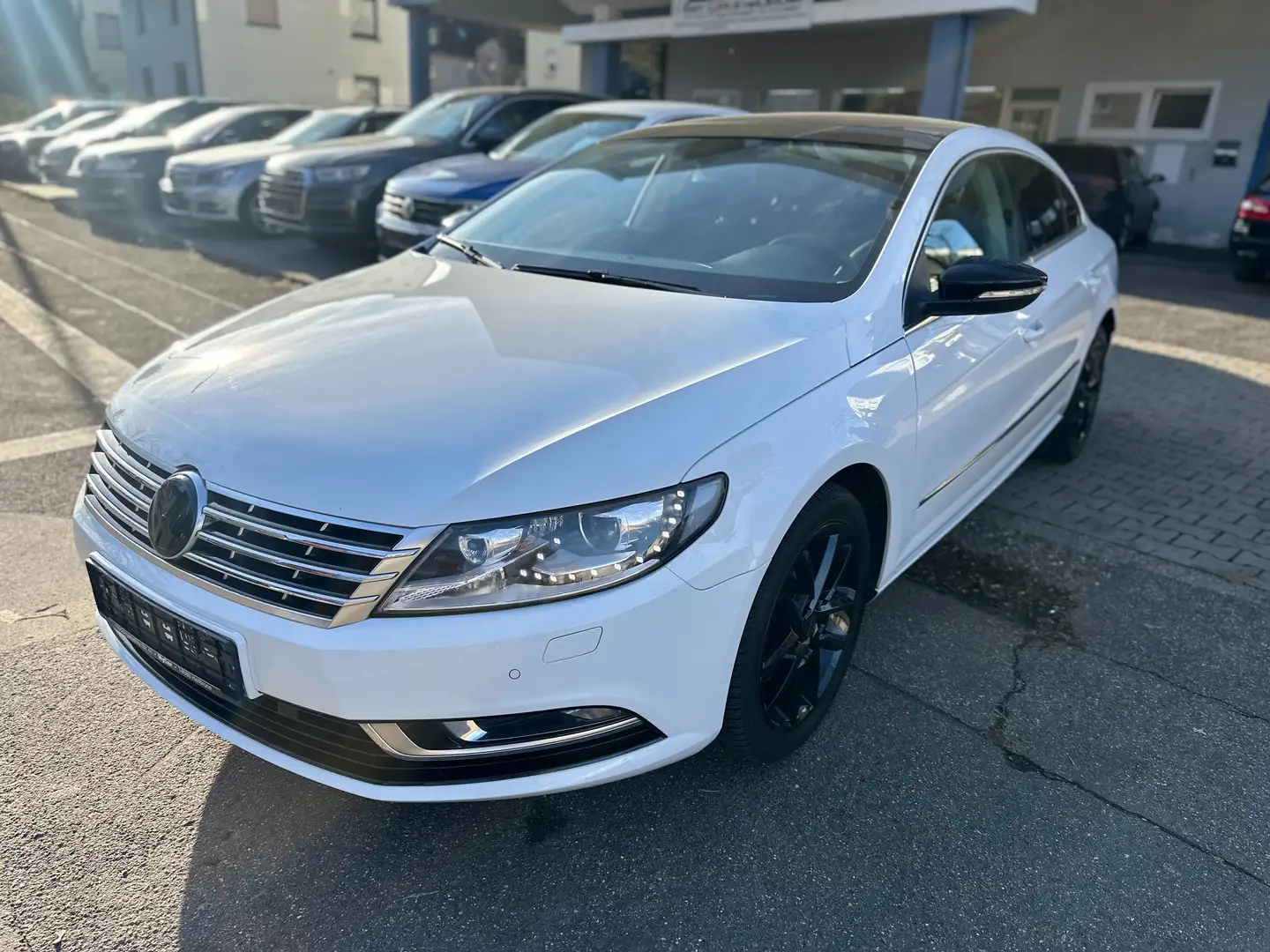 Volkswagen CC Highline 2.0TDI DSG Leder Xenon Glasdach Navi Top Blanco - 1