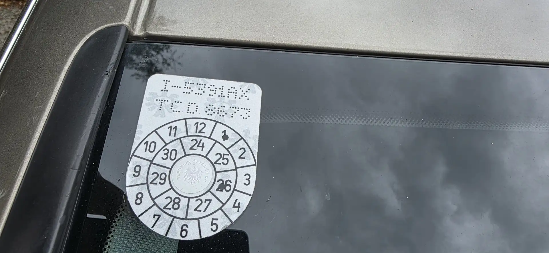 Audi A4 2.0 TDI DPF Attraction - 2