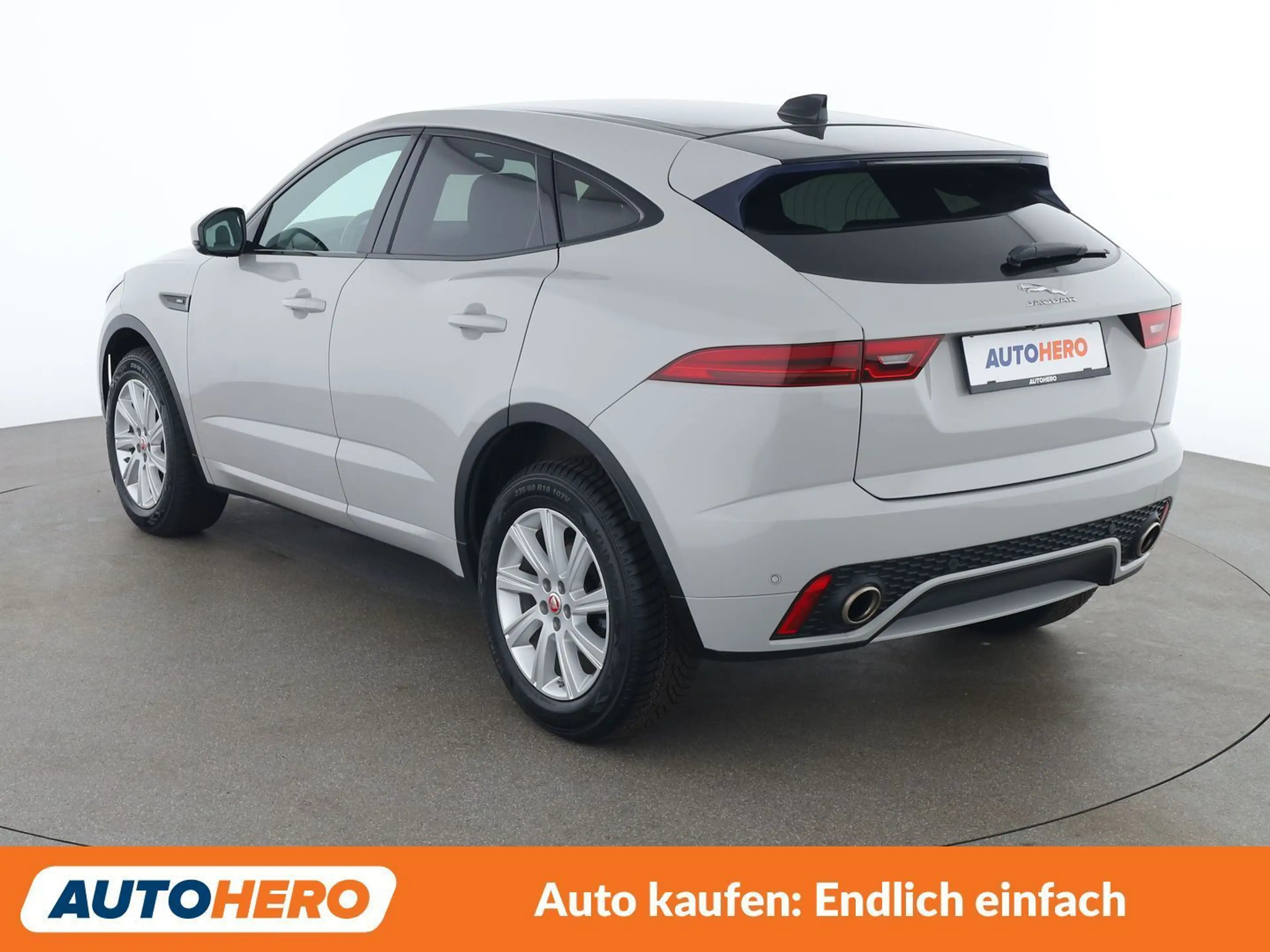 Jaguar E-Pace P250 R-Dynamic SE AWD — photo 4