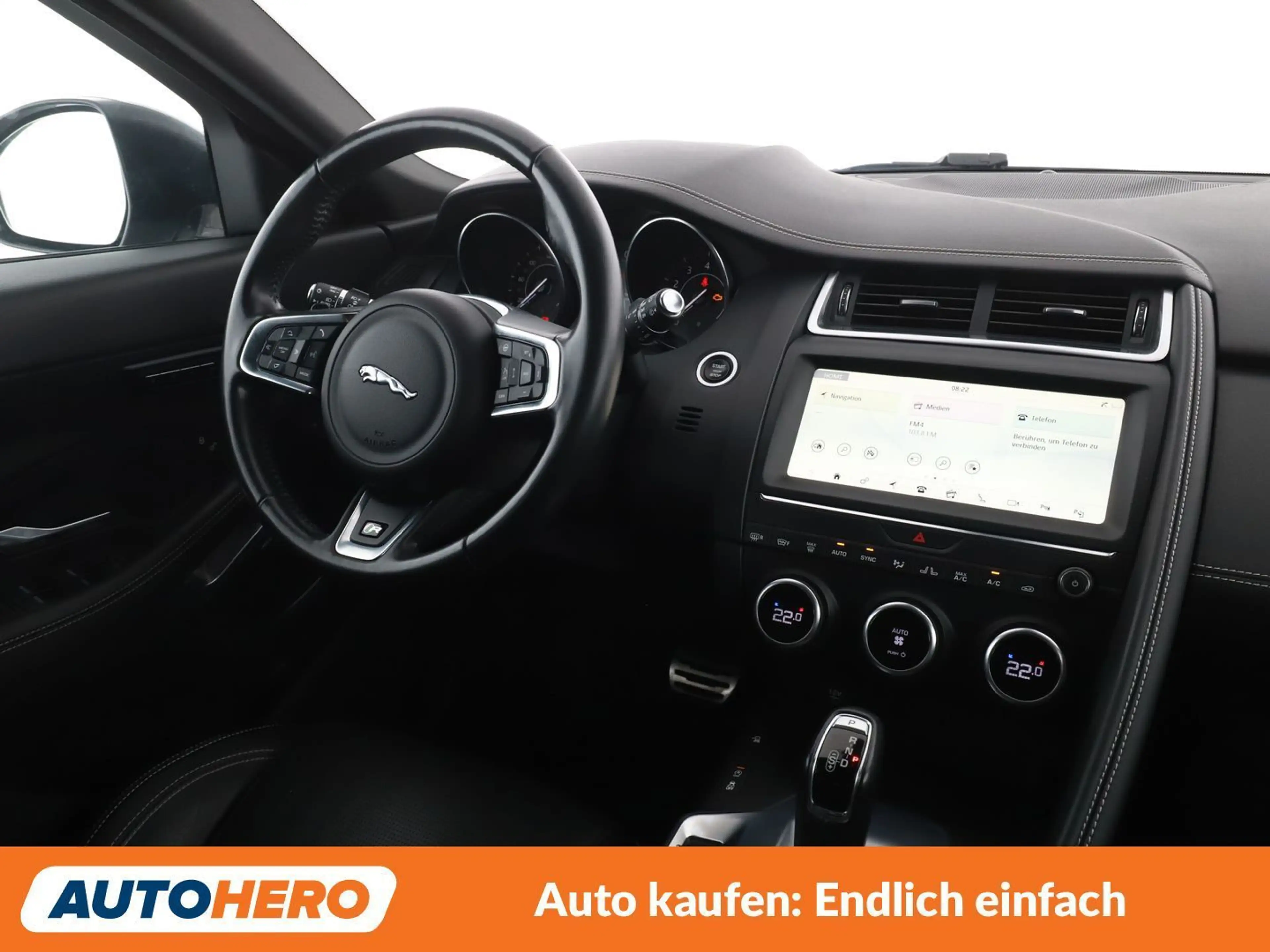 Jaguar E-Pace P250 R-Dynamic SE AWD — photo 13