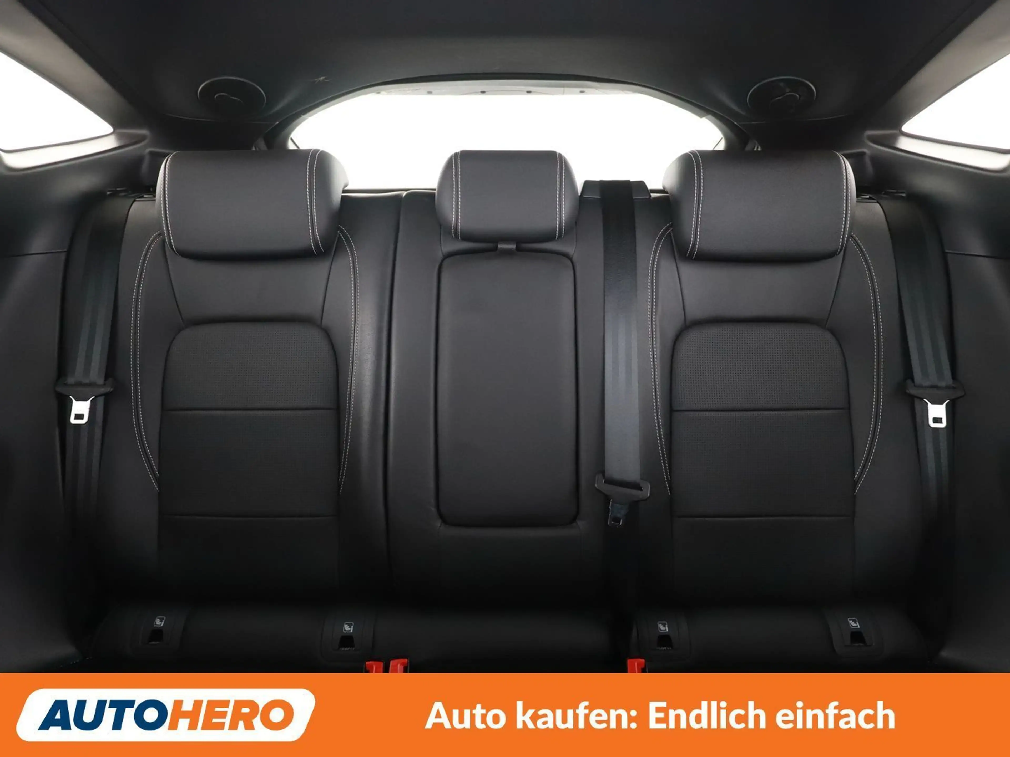 Jaguar E-Pace P250 R-Dynamic SE AWD — photo 15