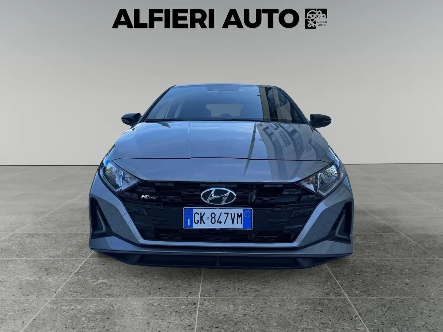 Hyundai i20 1.0 T-GDI Hybrid 120cv 48V iMT N-Line Gris - 2