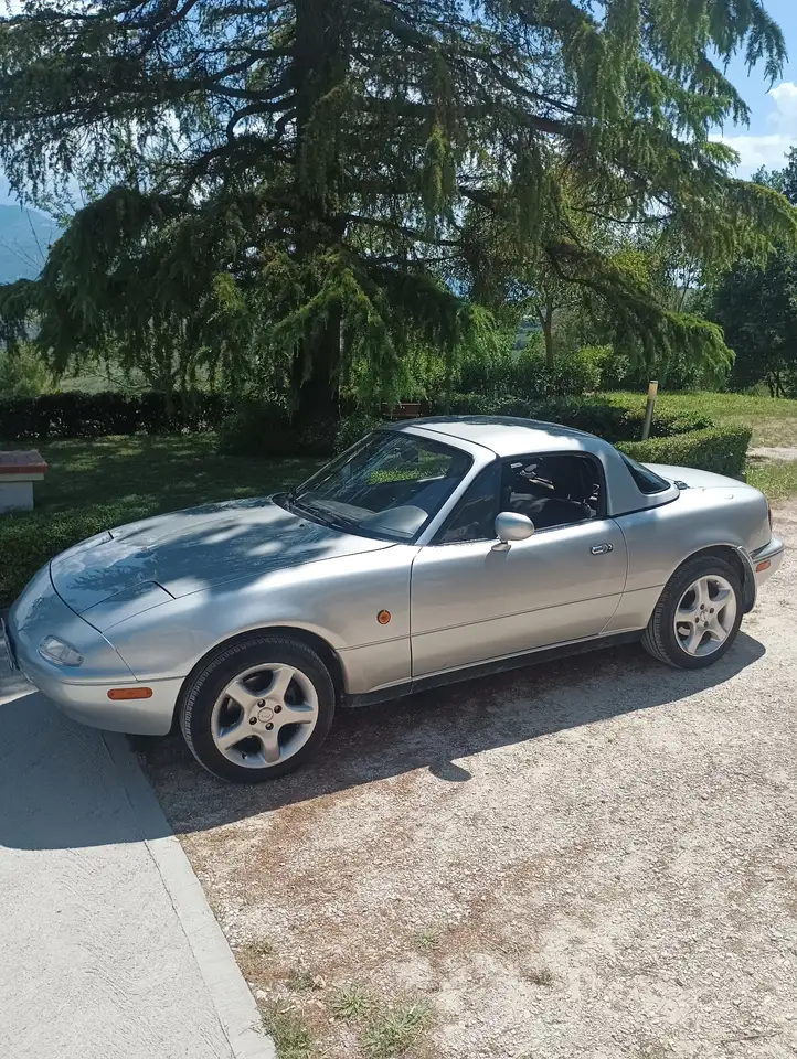 Mazda MX-5 1.6i 16v c/CL, foto 1