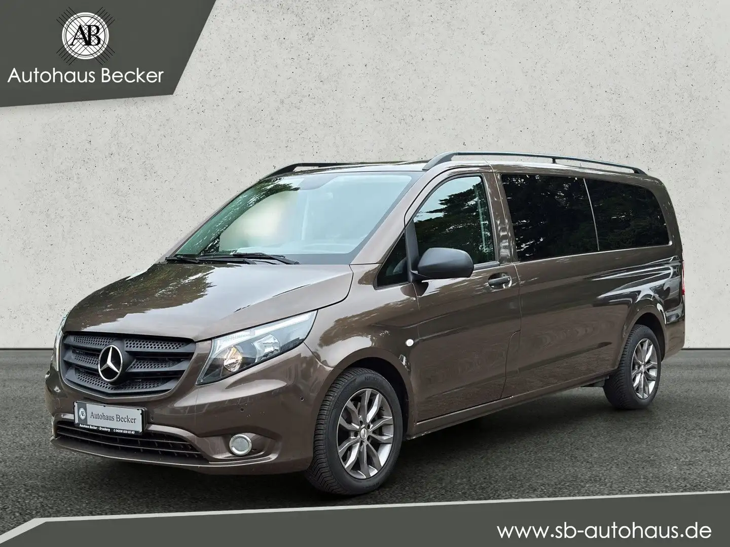 Mercedes-Benz Vito Tourer CDI Edition extralang+NAVI+8 SITZER+ Brun - 1