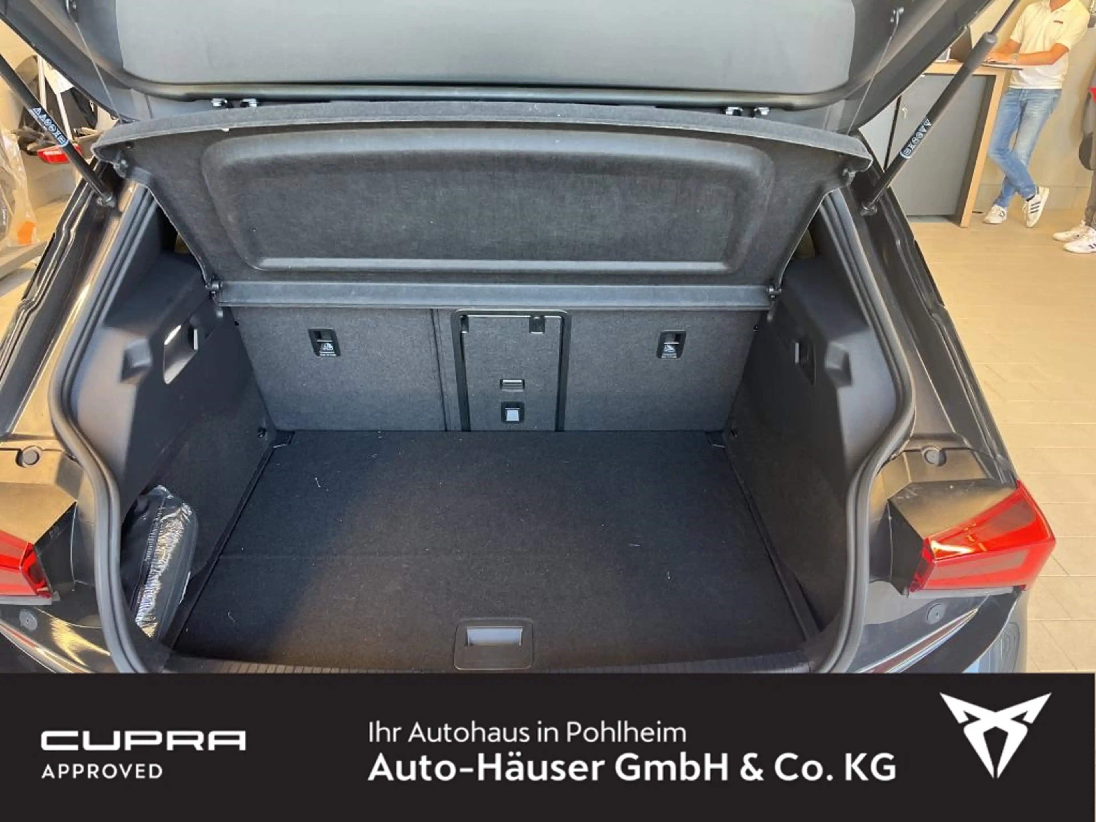 CUPRA Born 77 kWh BEATS NAVI KAMERA ACC LED PDC — photo 8