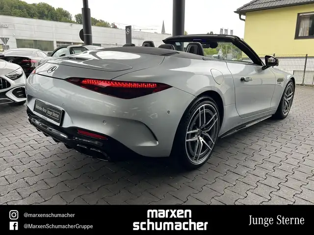 Mercedes-Benz SL 63 Amg view 10