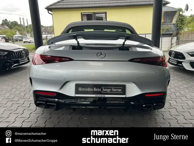 Mercedes-Benz SL 63 Amg view 5