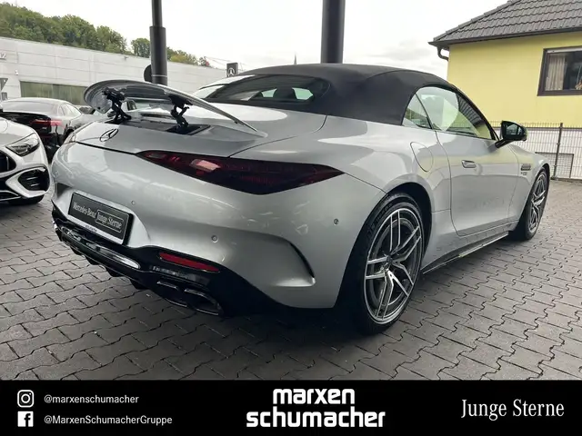 Mercedes-Benz SL 63 Amg view 4