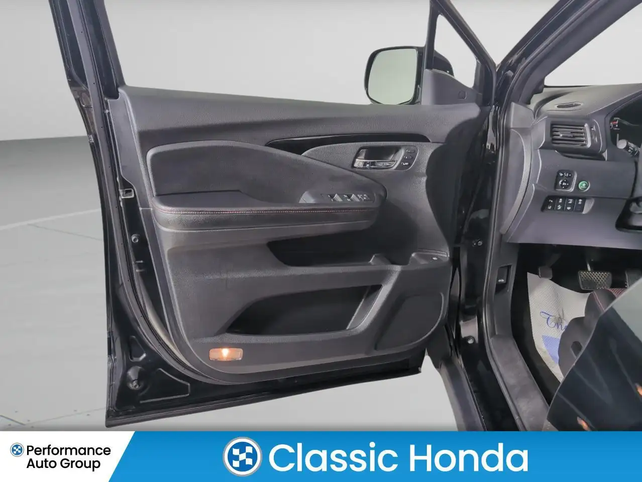 Honda Ridgeline photo Honda Ridgeline