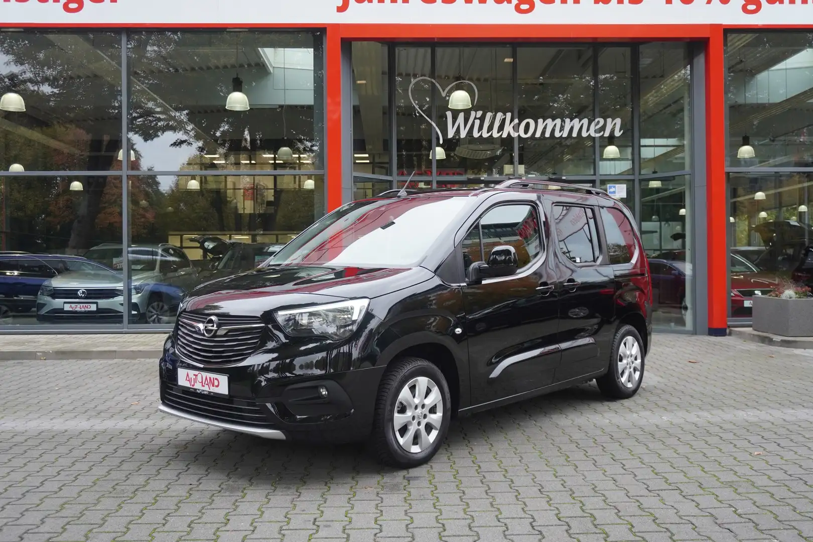 Opel Combo Life 1.2 Turbo Ultimate Aut. Navi Kamera Schwarz - 2