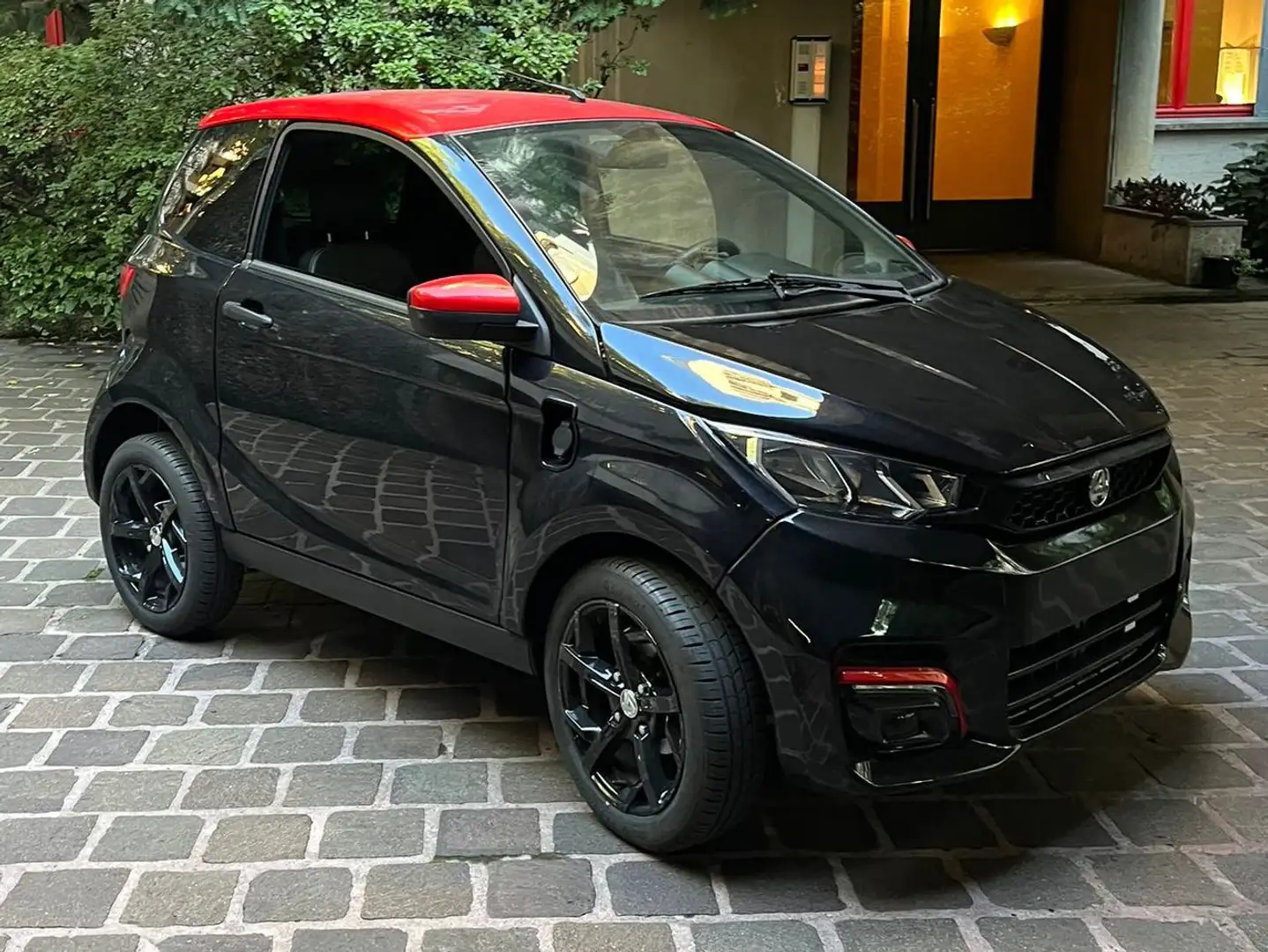 Aixam City E city 48 volt Emotion Sport Czarny - 1