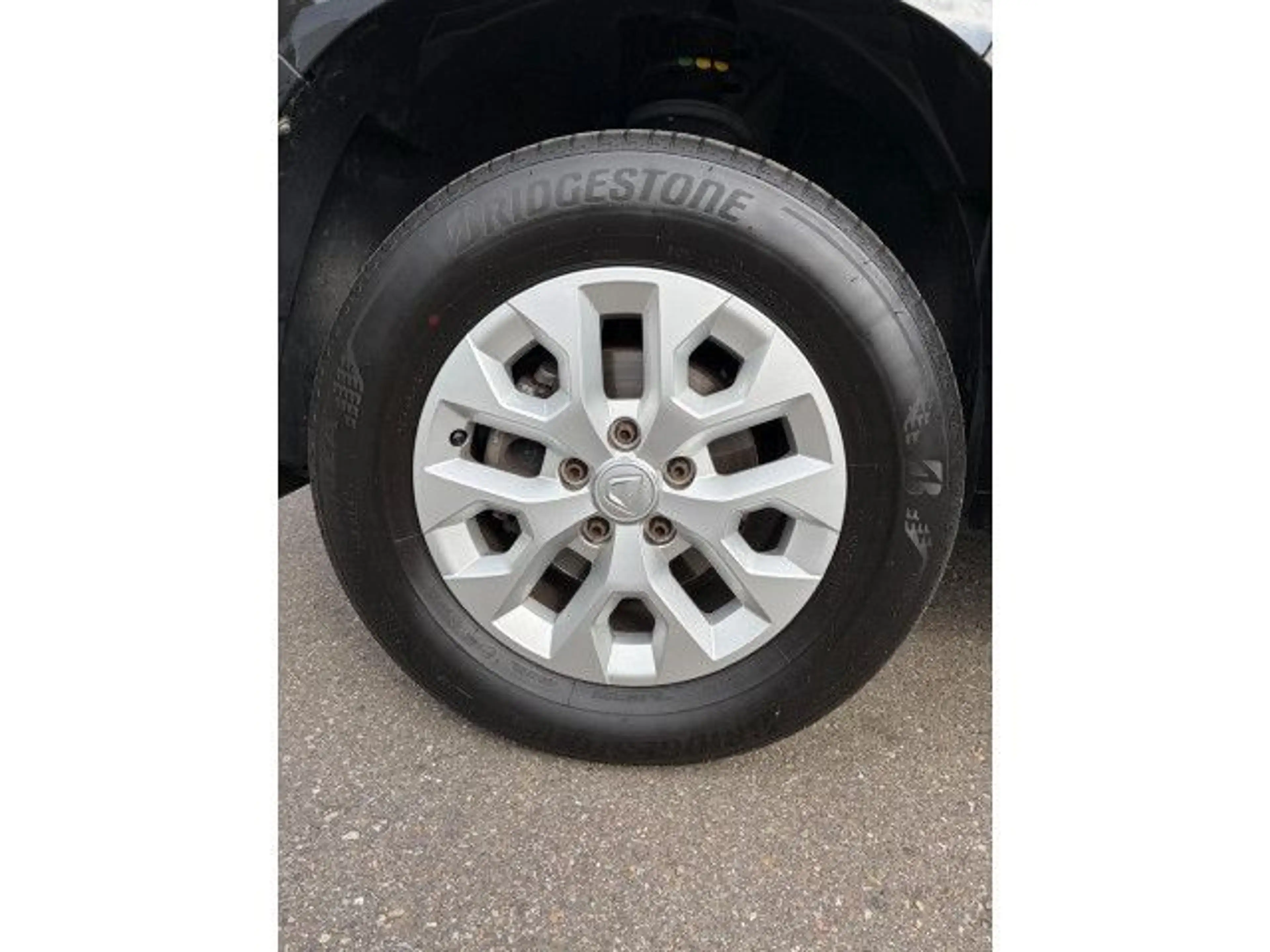 Dacia Duster II 1.0 TCe 100 LPG Comfort 2WD — photo 12