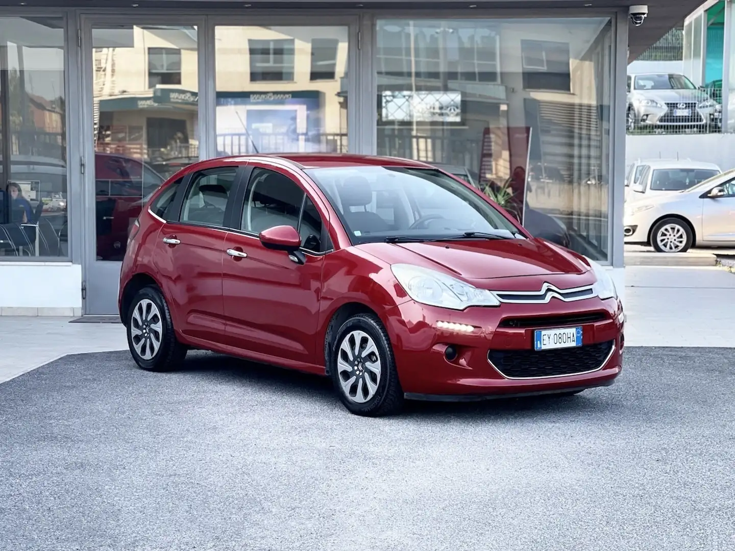 Citroen C3 1.0 Benzina 68CV E5 Neo. - 2015 Rouge - 1