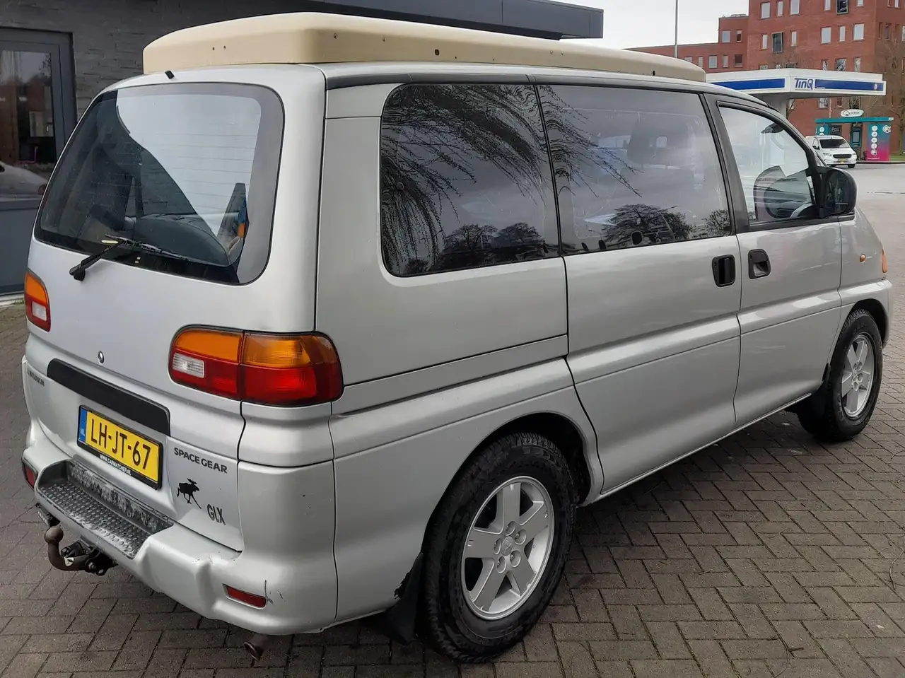 Mitsubishi Space Gear 8 personenbus/buscamper, foto 4