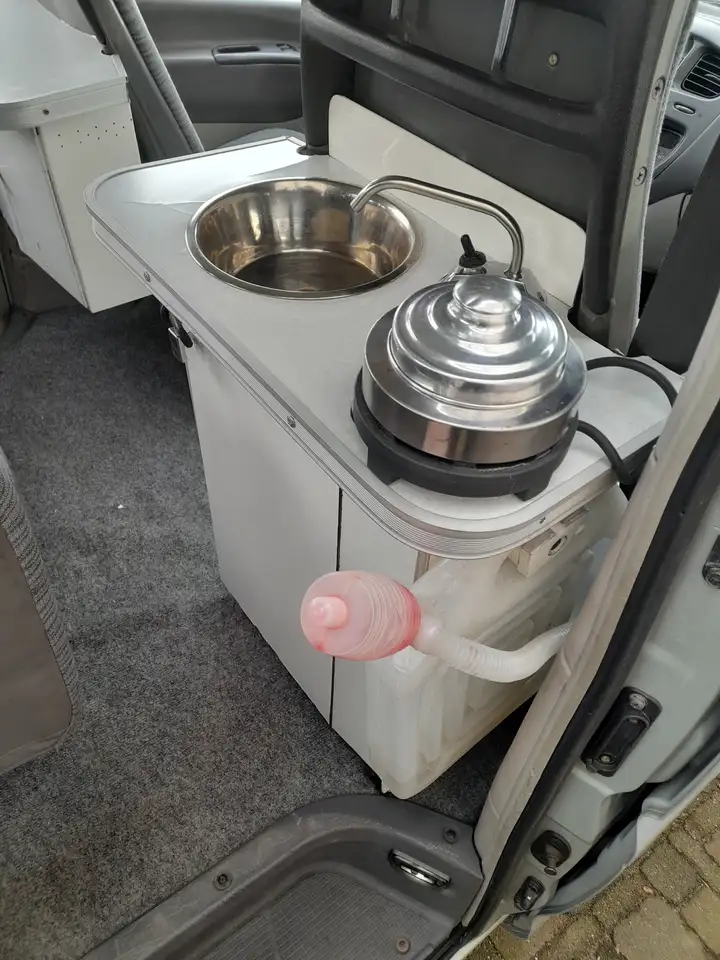Mitsubishi Space Gear 8 personenbus/buscamper, foto 10