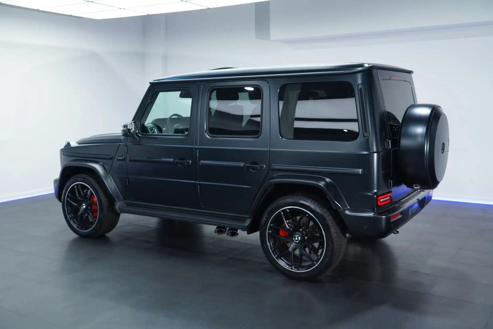 벤츠 Mercedes-Benz G-Class G 63 AMG 2025 건메탈 사진 8