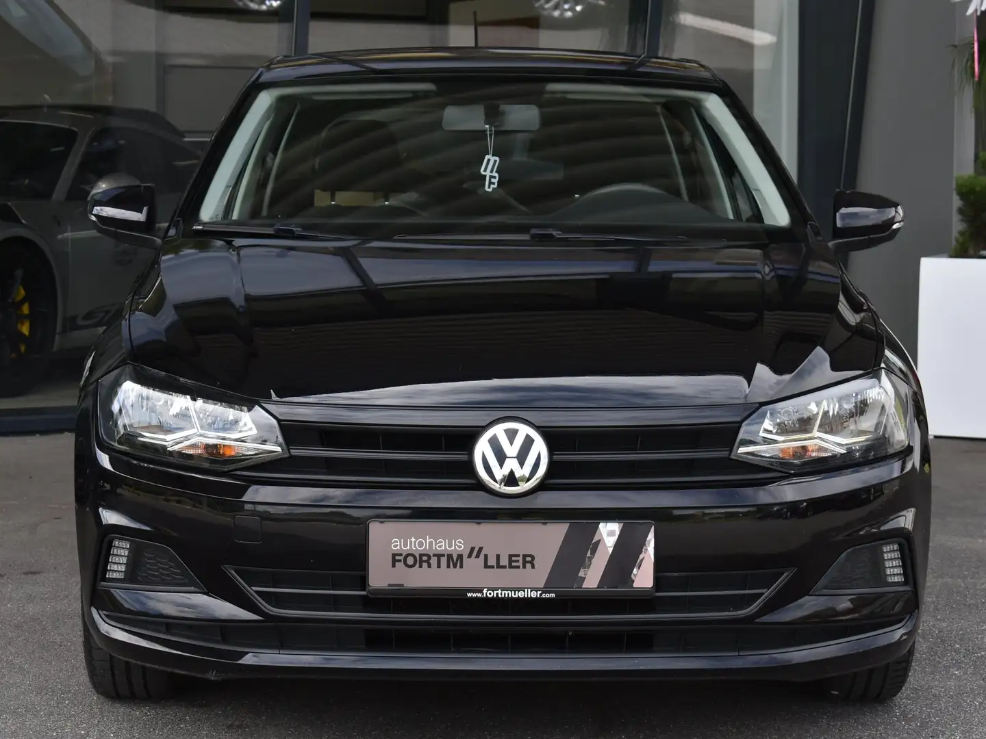 Volkswagen Polo Trendline Schwarz - 2