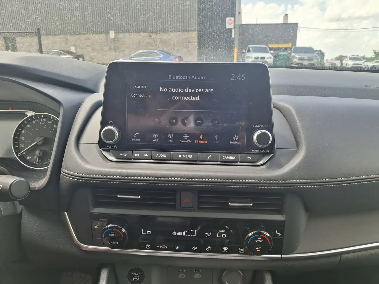 Nissan Rogue photo Nissan Rogue