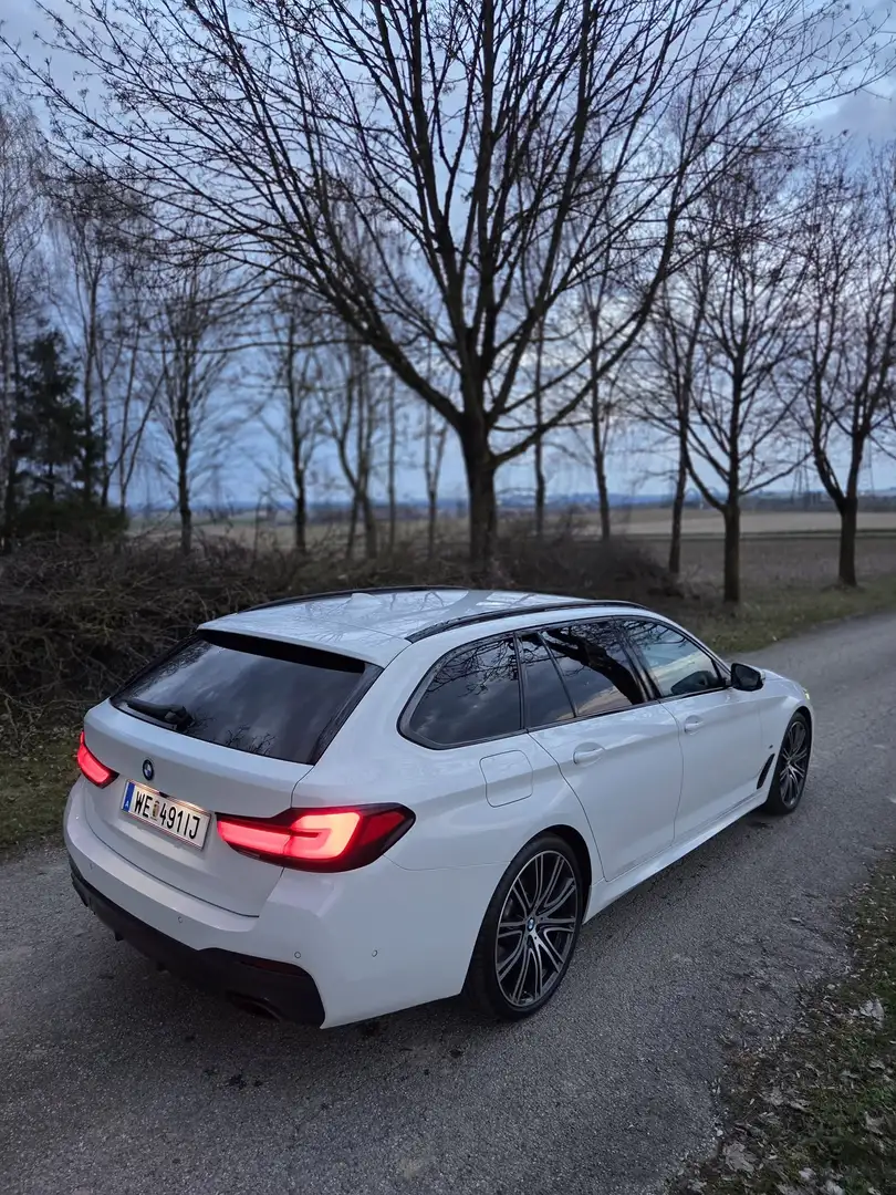 BMW 520 520d 48 V Touring xDrive Aut. Weiß - 2
