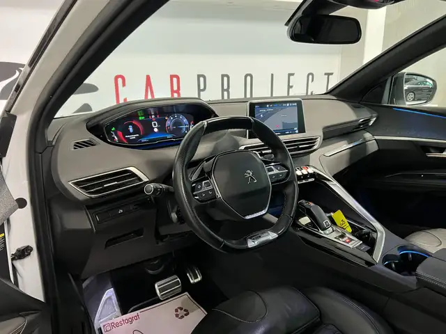 Peugeot 3008 view 11