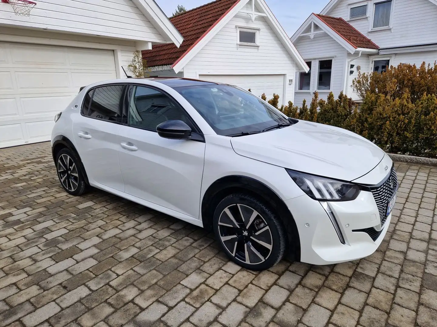 Peugeot 208 208 1.6 e-HDi 92ch ETG6 Allure - 1