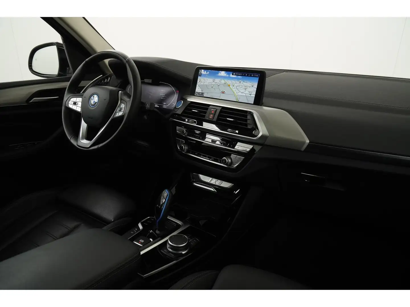 BMW iX3 High Executive | Panoramadak | ACC | Harman Kardon Grijs - 2