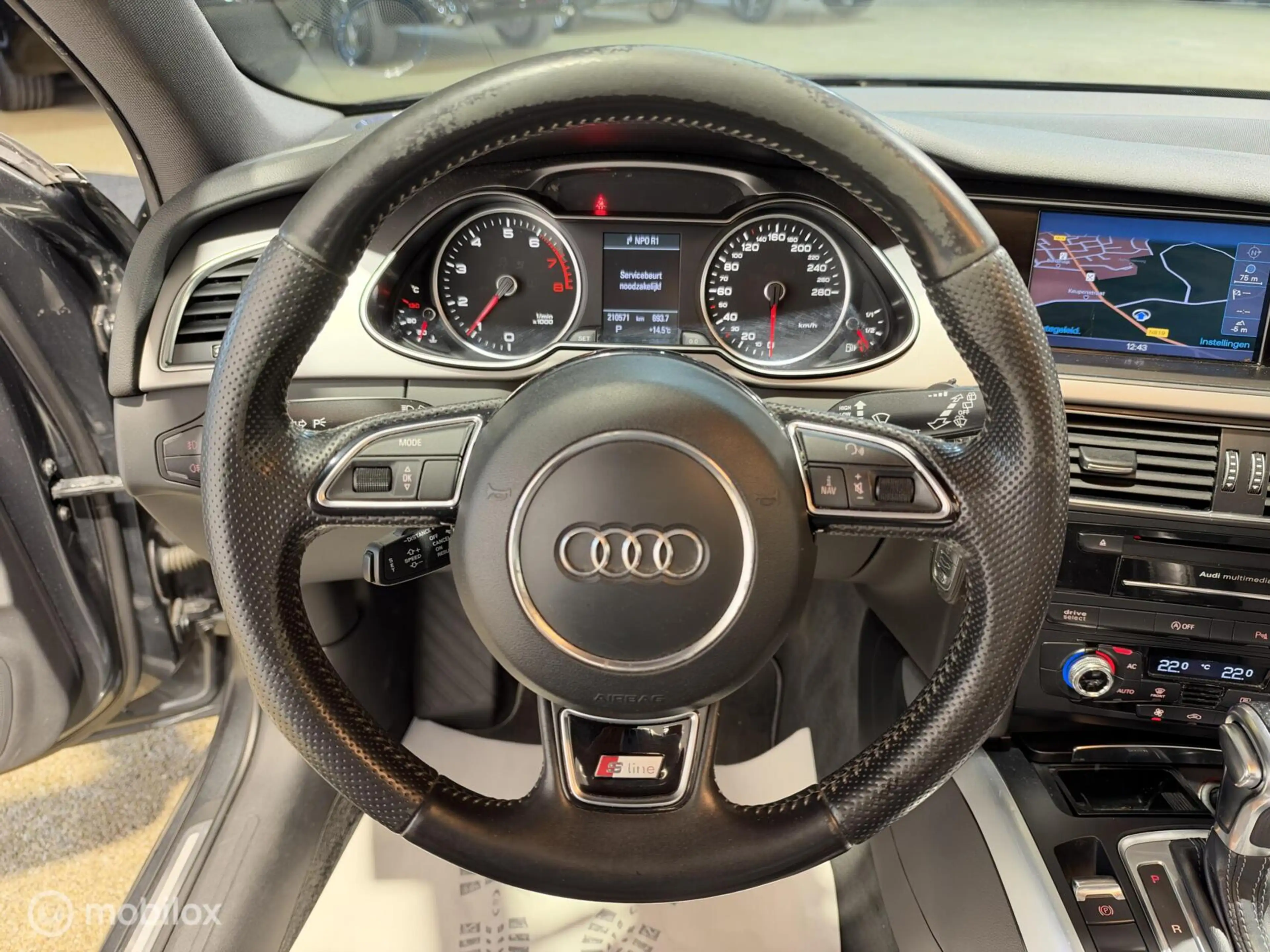 Audi A4 Avant 1.8 TFSI Pro Line S AUT/CLIMA/CRUISE/PANO/NA — photo 4