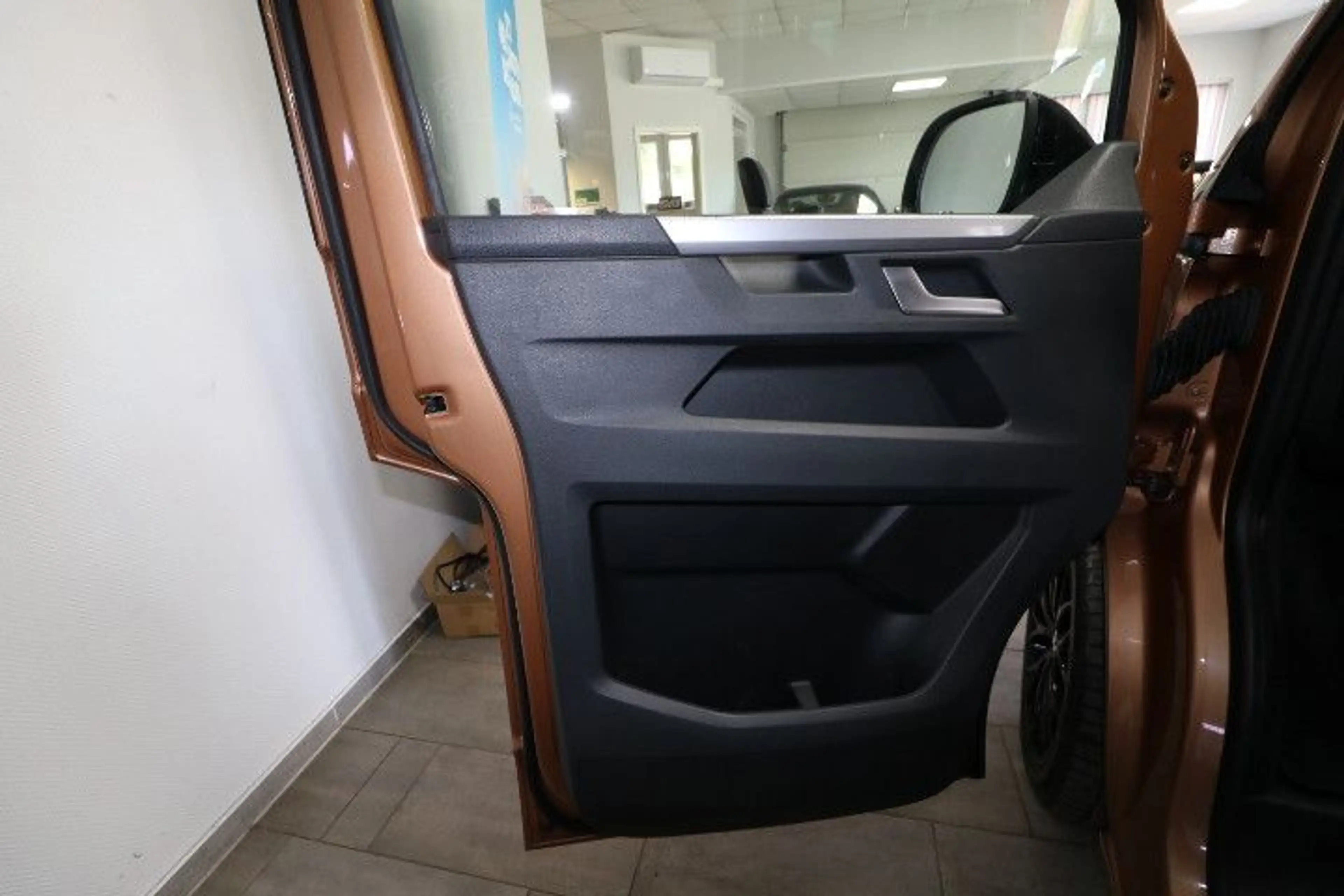Volkswagen T6 Multivan 4Motion Edition — photo 15