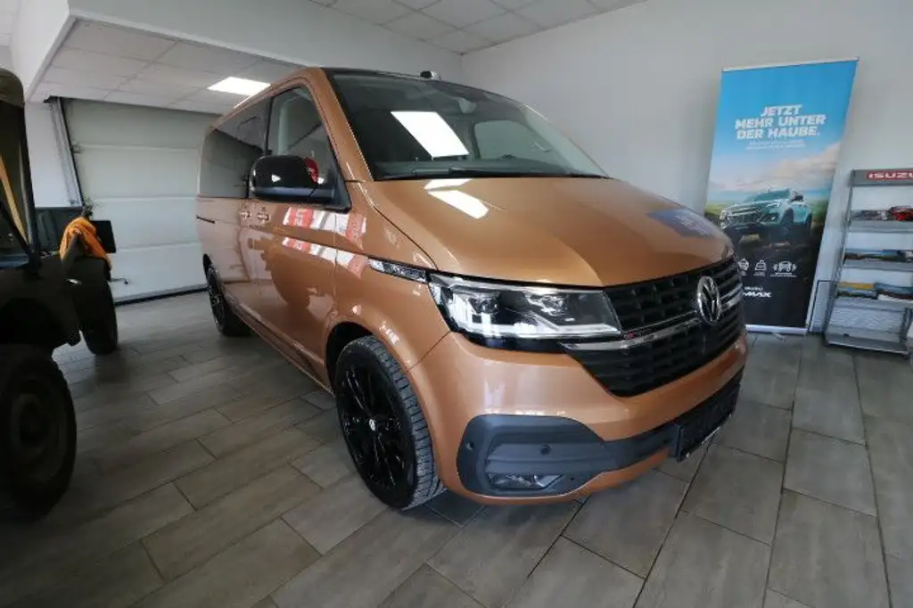 Volkswagen T6 Multivan 2022 из Европы — купить под ключ