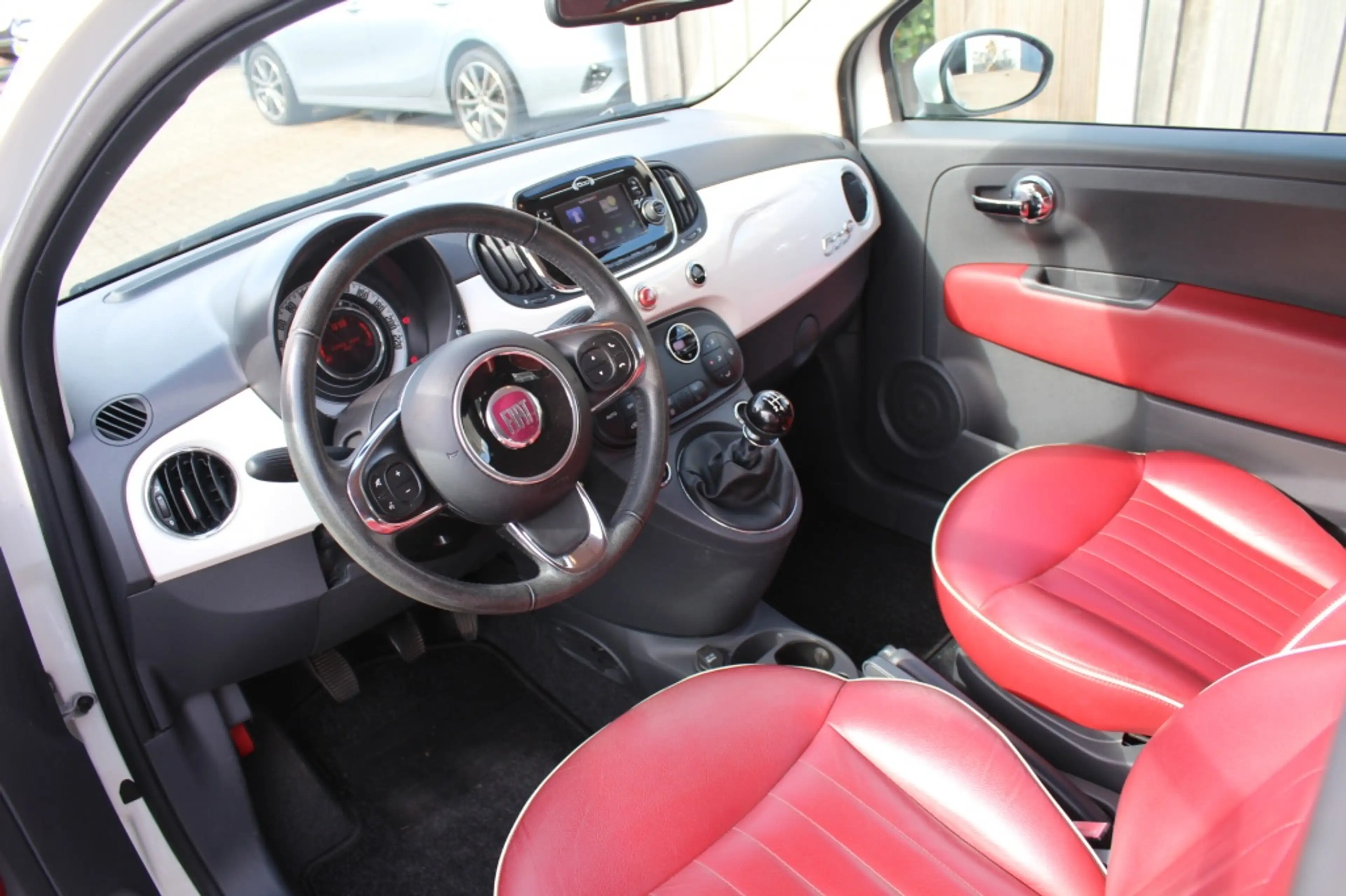 Fiat 500C 0.9 TwinAir Lounge — photo 11